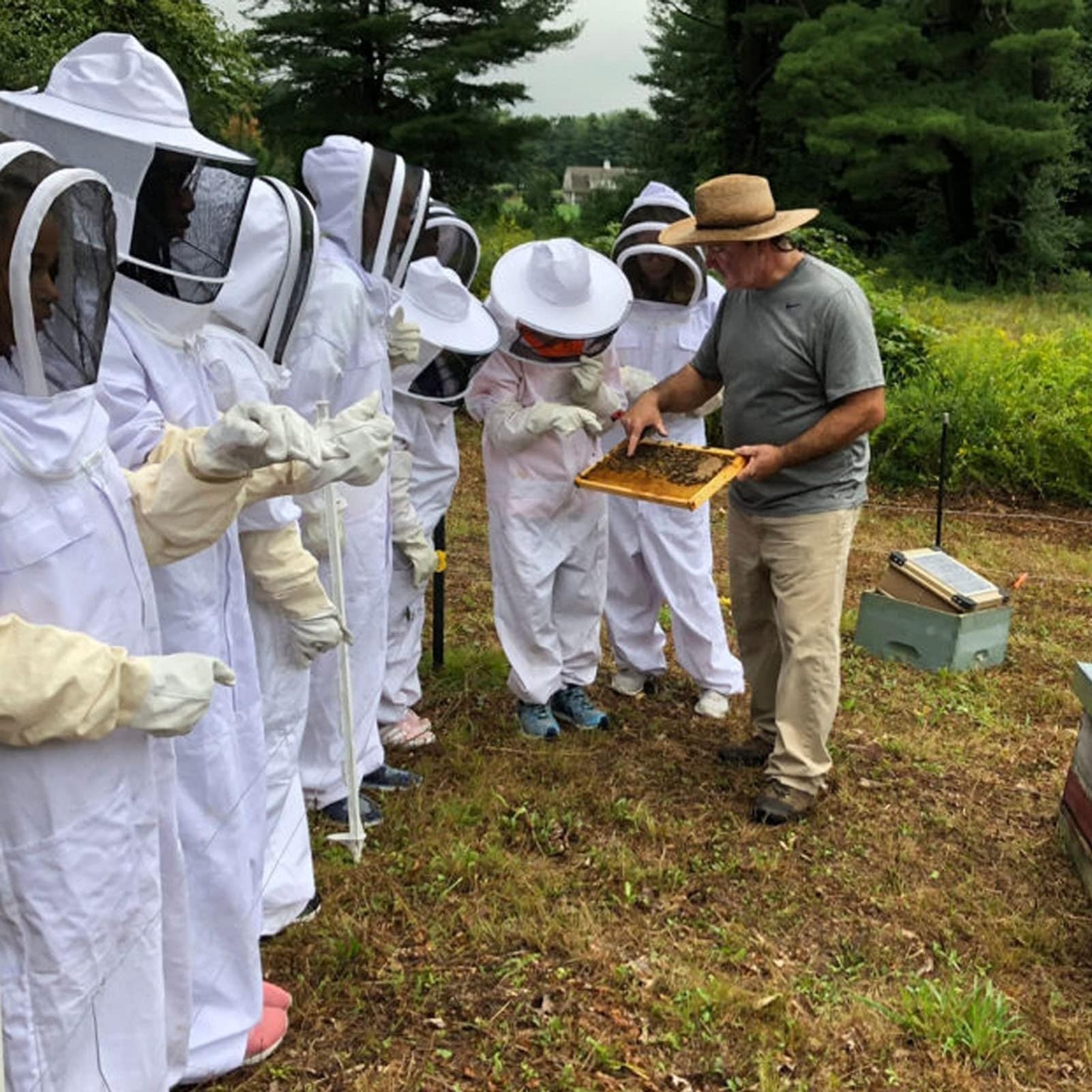 Imkerei Anzug Kinder Imkeranzug mit Schleier Anti-Biene Overall Bienenschutz atmungsaktiv einteilig Bienenhaus Naturerlebnis für Garten Freizeit(Yellow,Medium)