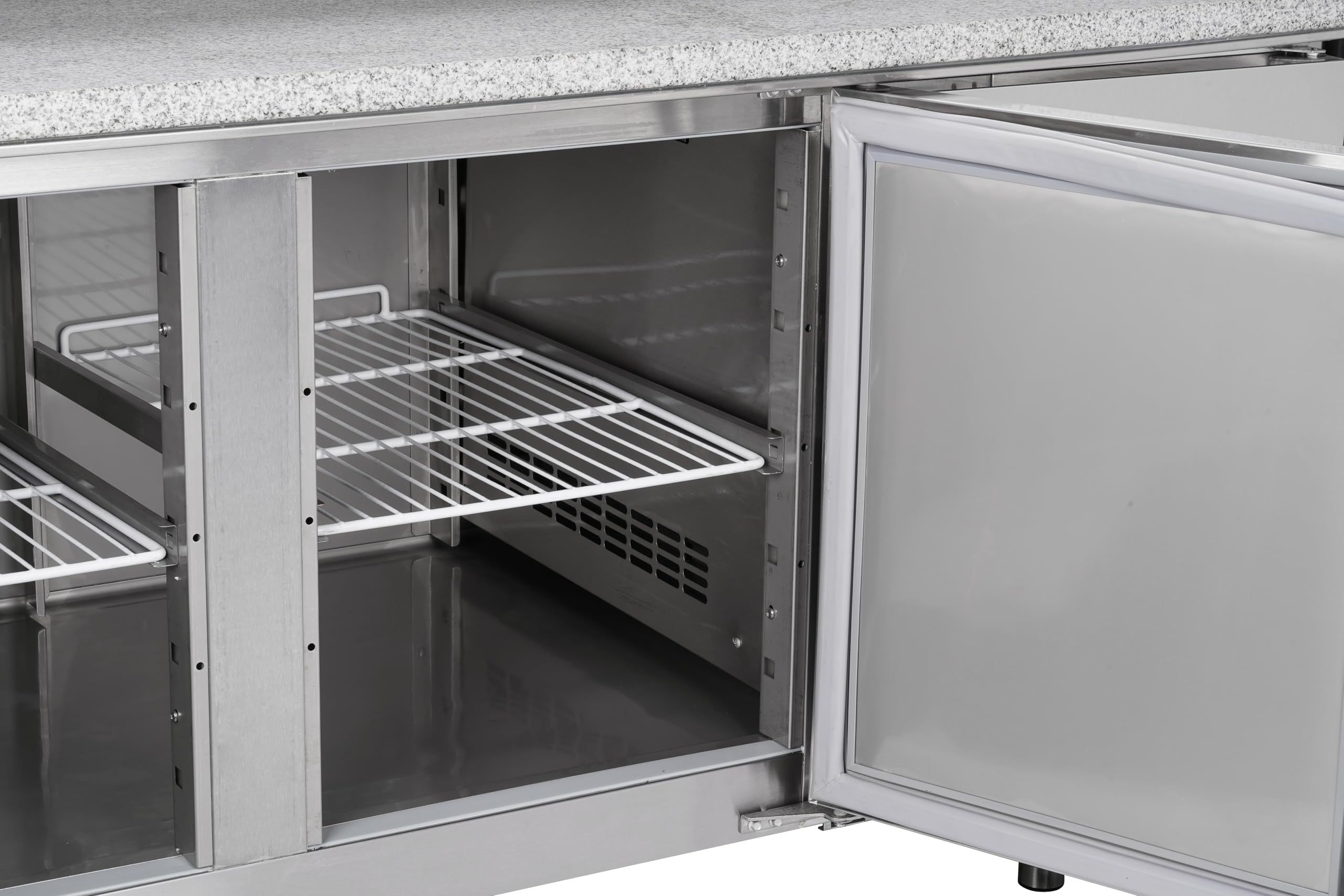 METRO Professional Mesa refrigerada para pizzas GPT2100, acero inoxidable, 200 W, 241 L, 2 puertas, compatible con GHS2150, plata