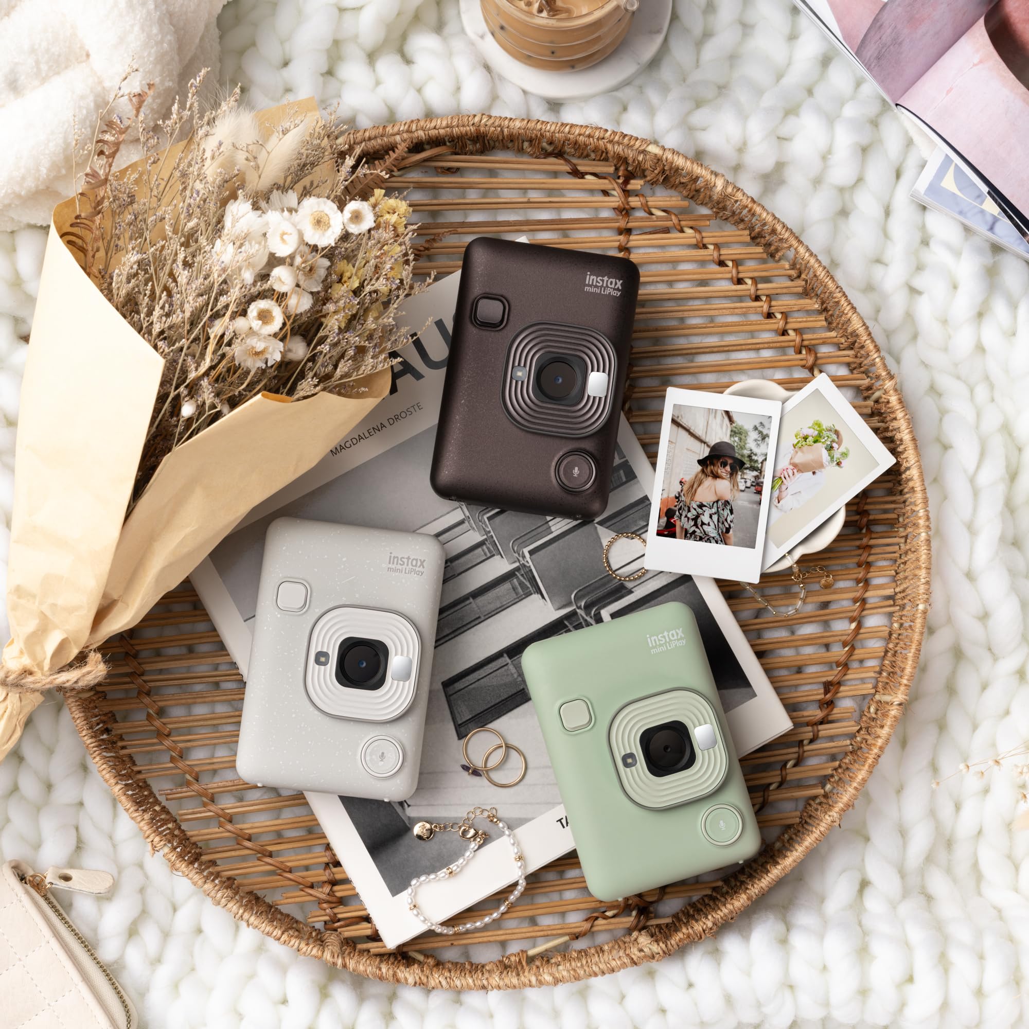 instax Fujifilm mini LiPlay Matcha Green - Fotocamera Istantanea Ibrida, Stampante per Smartphone, Controllo da Remoto, Funzione Sound per Aggiungere Suoni alle Foto, Dimensioni Stampa 86 mm x 54 mm