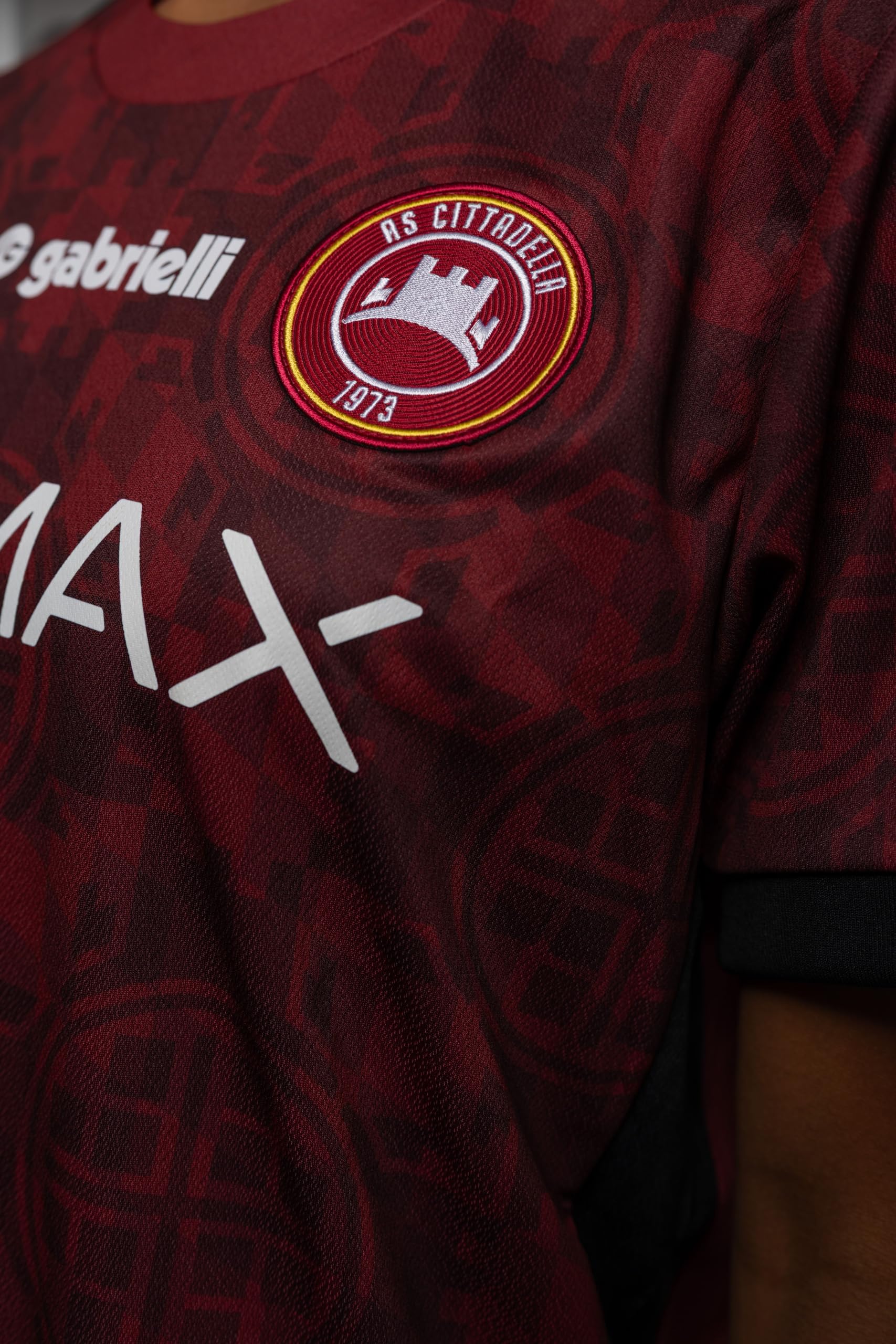 A.S. CITTADELLA 1973 Maglia Calcio Uomo Home 2026/27 – Prima Maglia Ufficiale Personalizzabile Serie C, Colore Granata, Tessuto Mundial Ti-Energy Traspirante