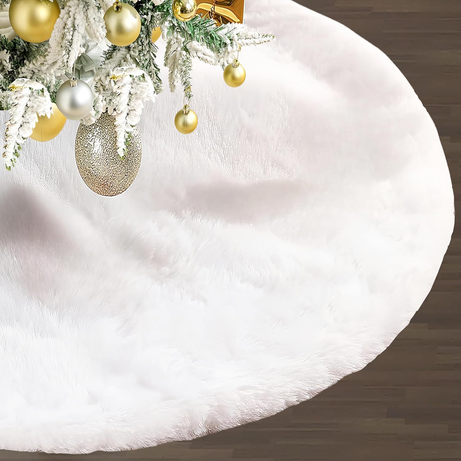 72 Inch White Christmas Tree Skirt，Faux Fur Large Tree Skirt for Christmas Tree Decorations Xmas Party Holiday