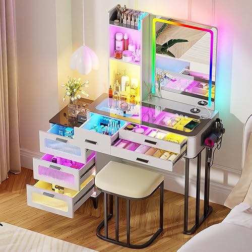 Miniatura 10 de HNEBC Escritorio esquinero con espejo giratorio LED y luces, organizadores de maquillaje para tocador, pequeños tocadores con estación de carga,