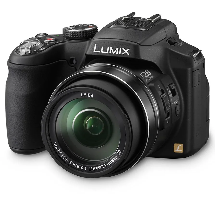 パナソニック LUMIX FZ200 全域F2.8ズーム 25-600mm Amazon.com : Panasonic Lumix DMC-FZ200 12.1 MP Digital