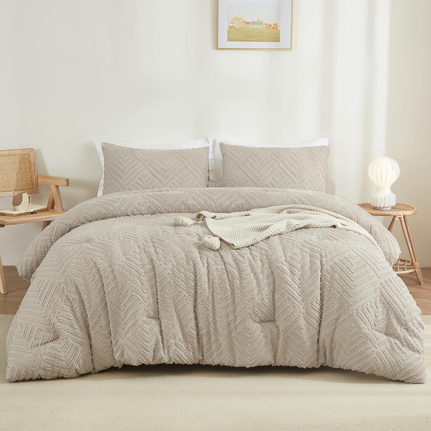 Litanika California King Comforter Set Oatmeal, 3 Pieces Tufted Boho Farmhouse Bedding Comforter Sets, Lightweight Fluffy Comforter Bed Set for All Season (104x96In Comforter and 2 Pillowcases) California King (104"x96") 02 - Oatmeal