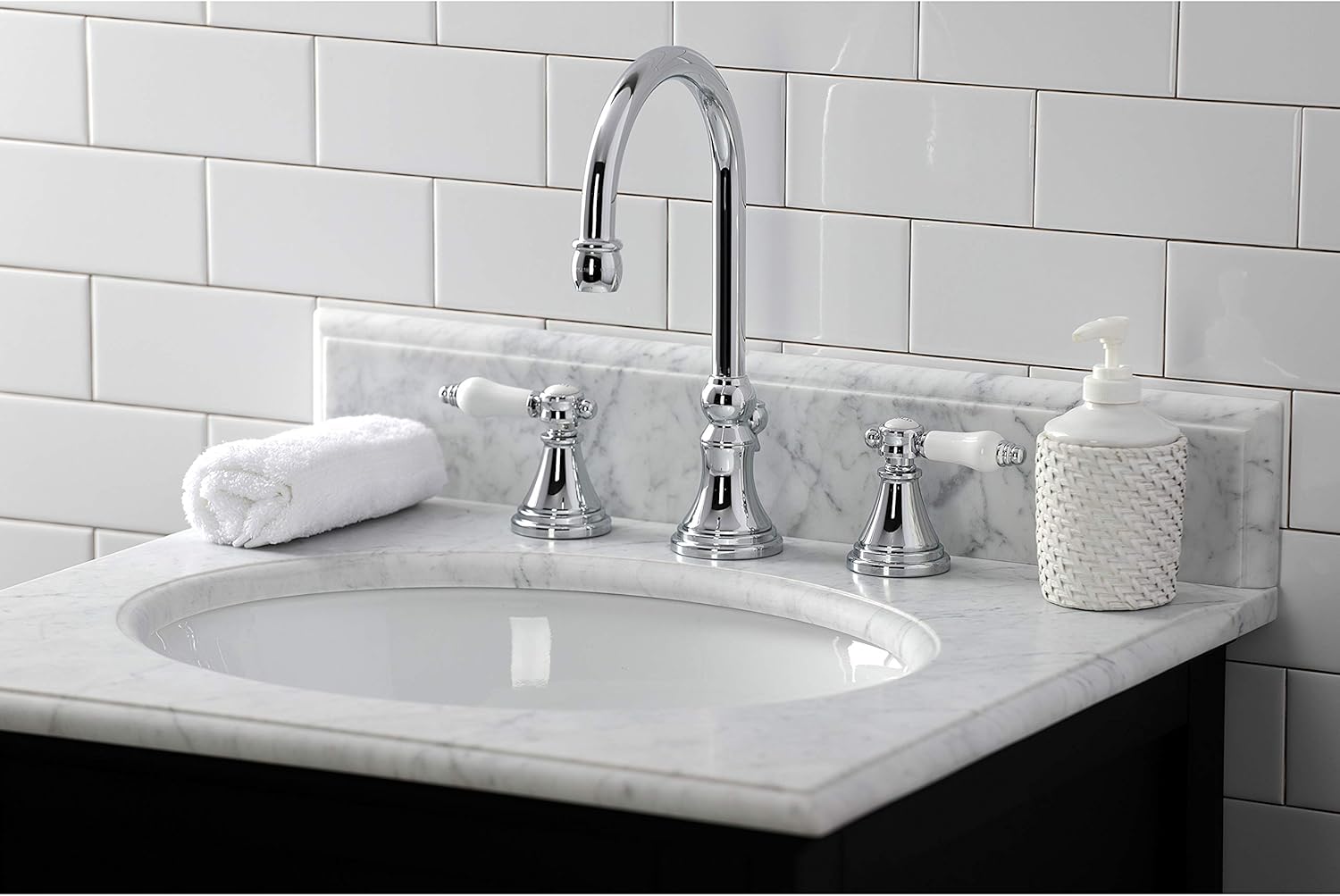 Kingston Brass KS2981BPL Bel-Air Widespread Bathroom Faucet with Brass Pop-Up, Polished Chrome