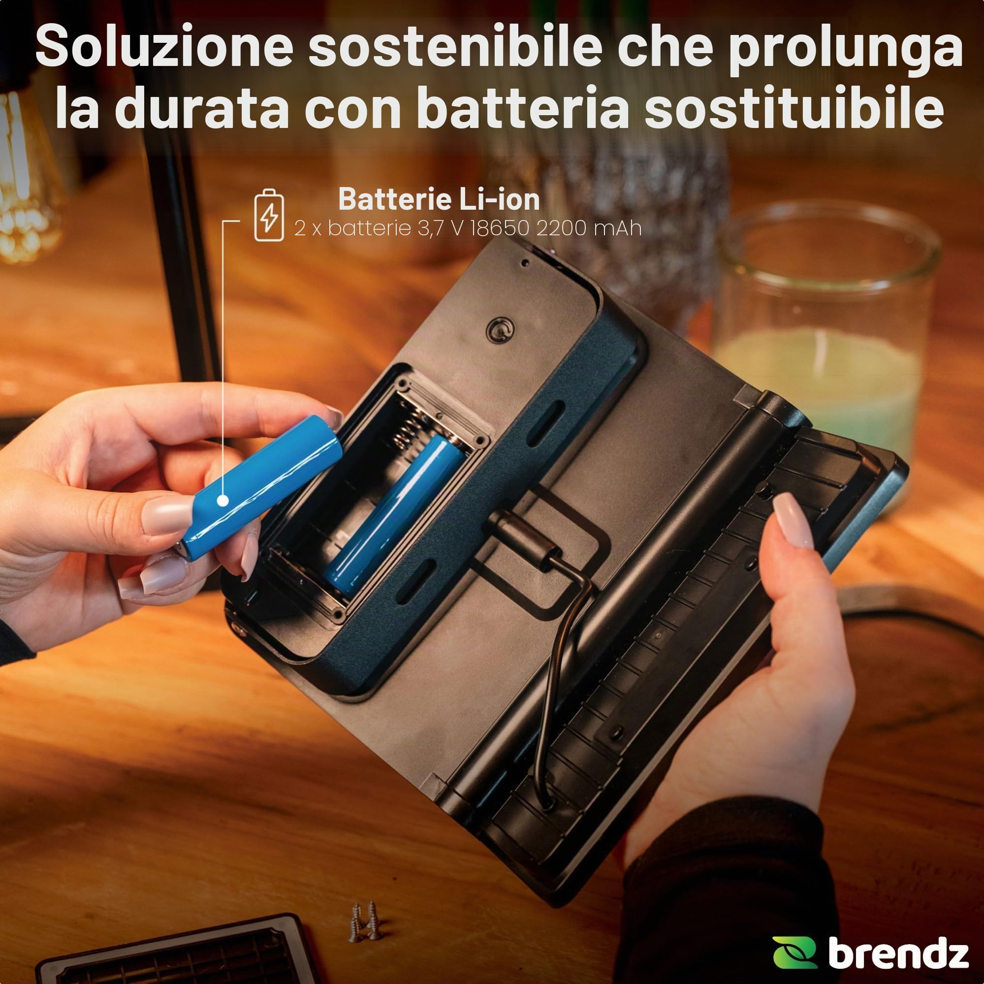 Brendz Paso Lampada da Esterno Solare con Rilevatore di Movimento, 1600 lumen, IP54 Impermeabile, 3 Modalità di Luce, 2 Pezzi, Faretto Solare LED con Rilevatore di Movimento per Esterno, Paso