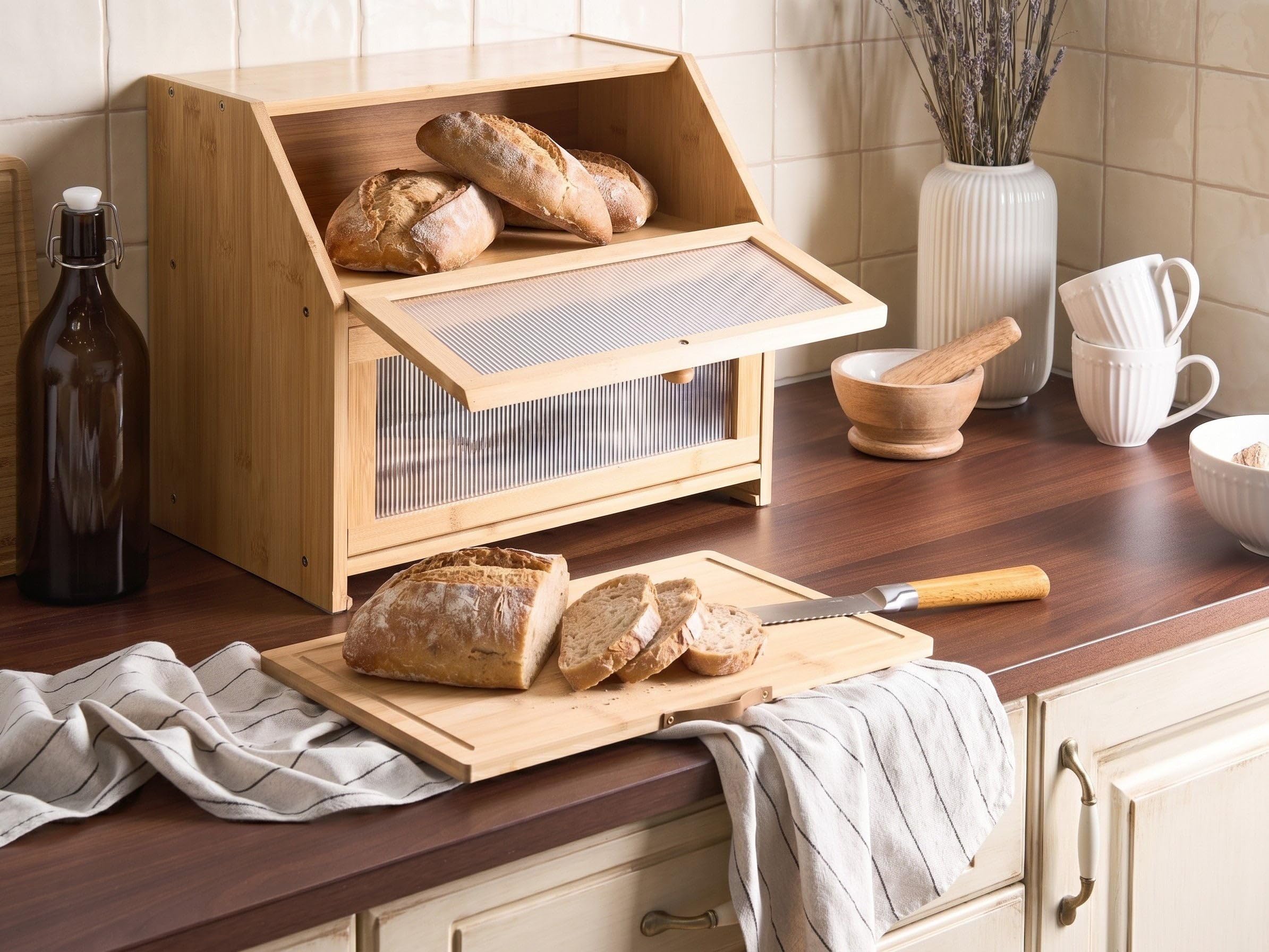 Beliani Brotkasten Bambus hellbraun zweistöckig mit Schneidebrett Sichtfenster & Griffen geriffelt 42 x 25 x 35 cm modern Croquant