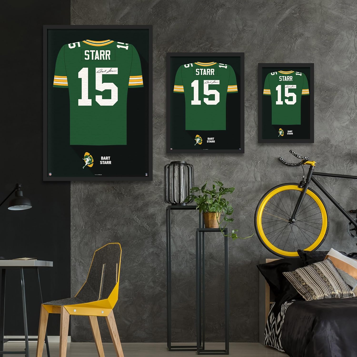 Sporticulture NFL American Football Green Bay Packers - Bart Starr Jersey Print Framed Wall Art Picture Poster for Boys Bedroom and Man Cave Decor - Ready to Hang, Green 14" x 20", Small