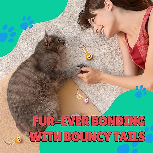 Miniatura 7 de Bouncy Tails Paquete de 5 pelotas hinchables interactivas con plumas naturales para gatos de interior y gatitos que aman jugar y divertirse.