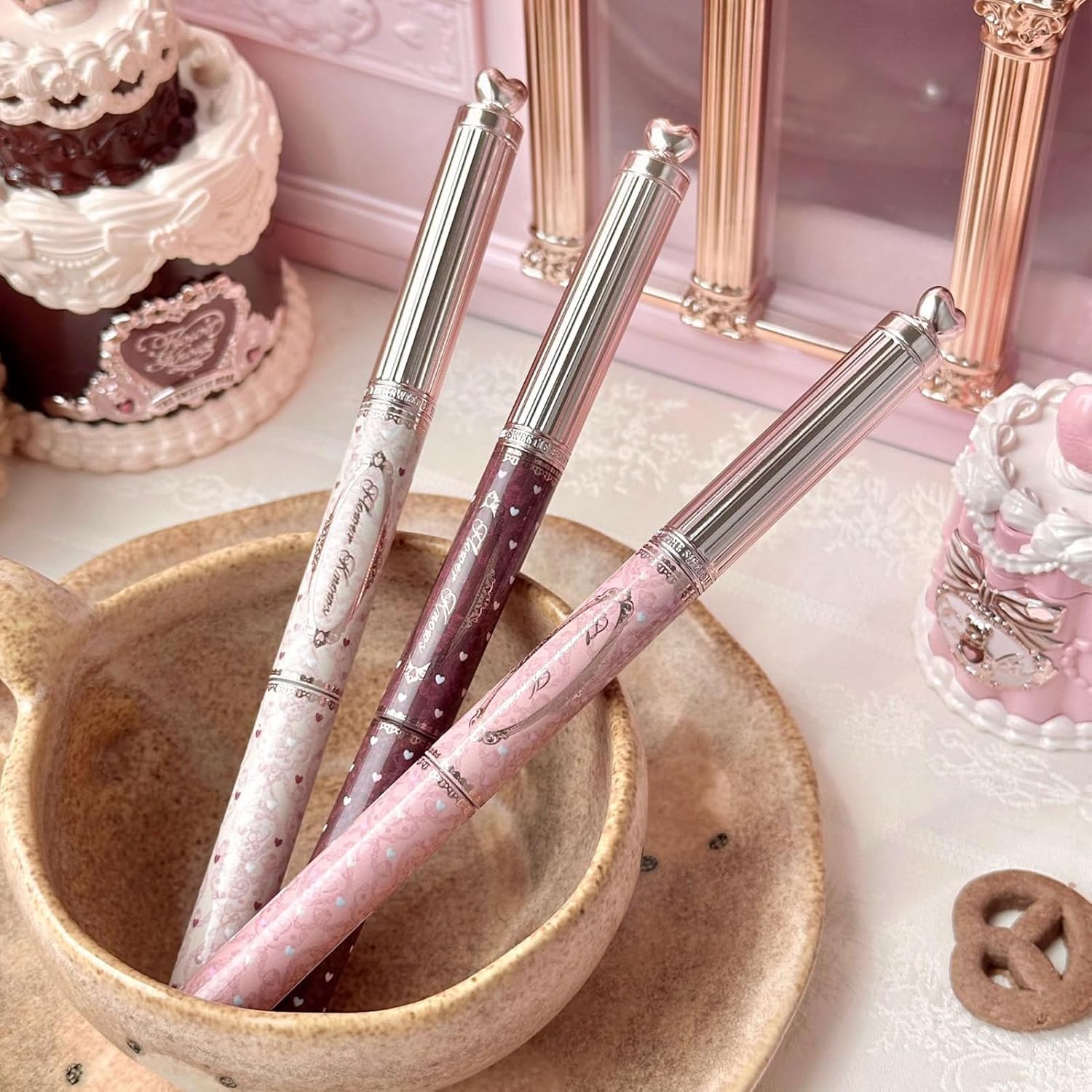 Flower Knows The Sweetie Bear Dual-Ended Brow Gel & Pencil,Long Lasting with Precision Tip,Eyebrow Definer Pencil,Creates Full,Natural-Looking,Tames and Combs Brow Brush(01 Taupe Brown)