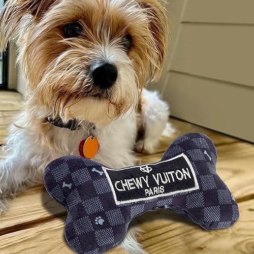 Miniatura 7 de Haute Diggity Dog Black Checker Chewy Vuiton Bone, juguetes de peluche para perros con chirriador interactivo, estimulante enriquecimiento de