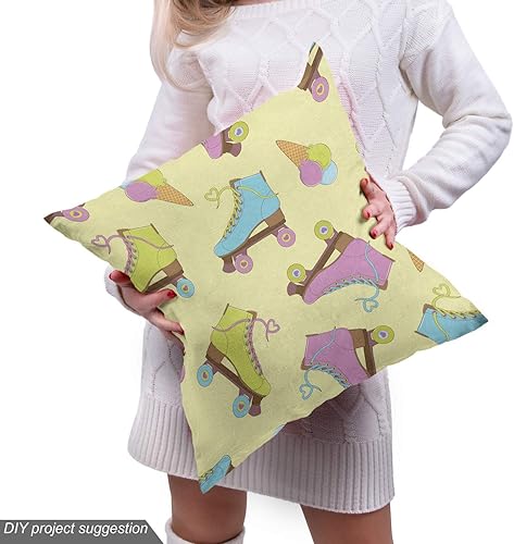 Vista 800 de Lunarable The Yard, tela azul real de The Yard, patrón de cerámica inspirado en el Medio Oriente estilo marroquí, estampado oriental, tela de satén