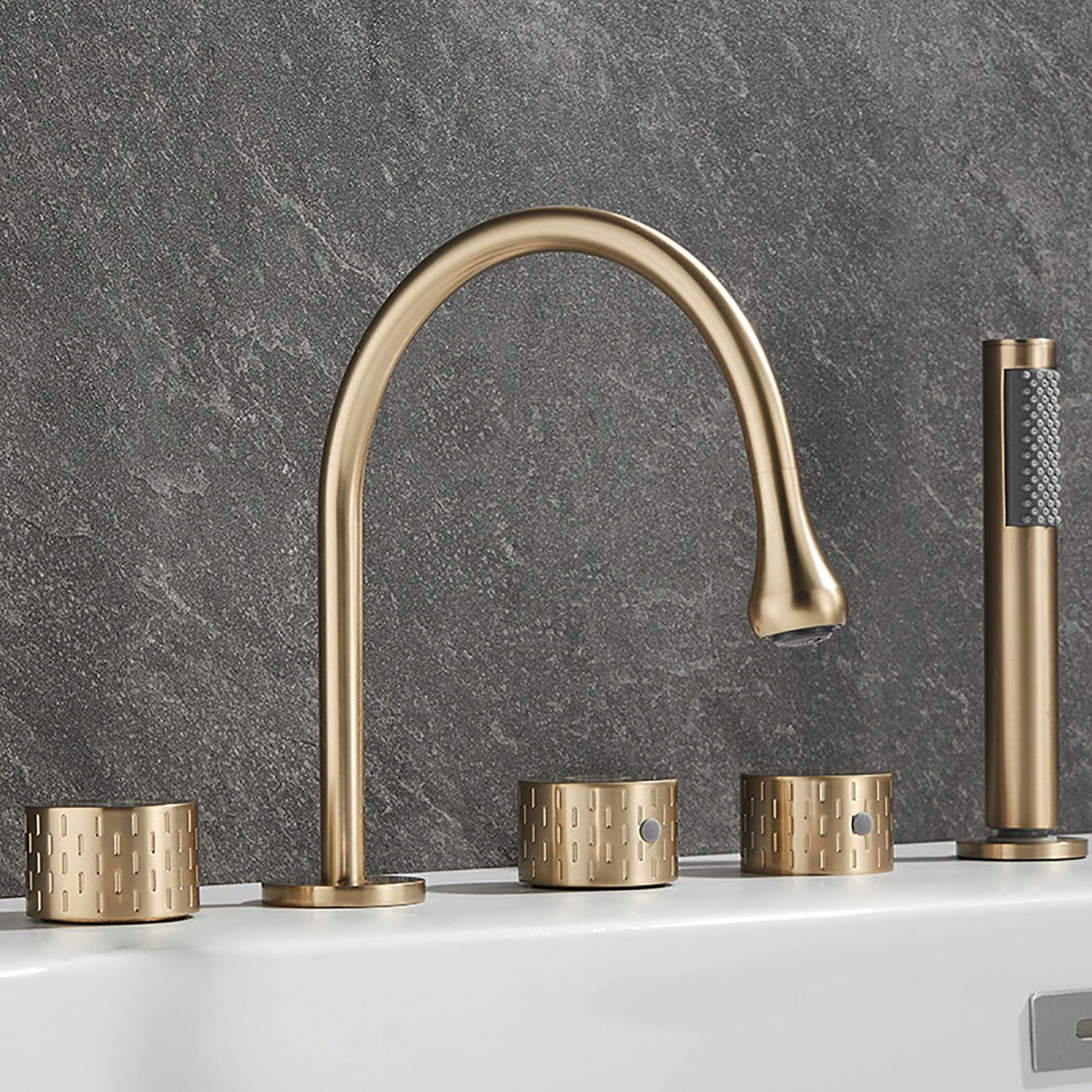 Robinet de baignoire romaine en cuivre or brossé pour salle de bain de luxe