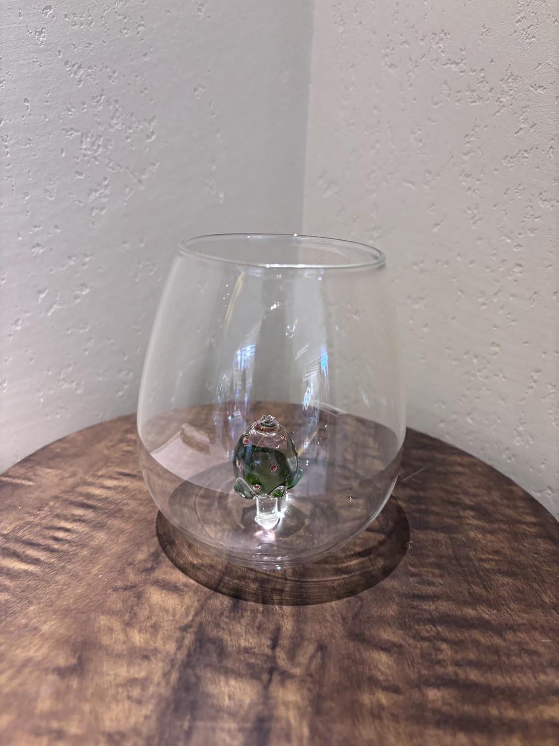 17 oz 2 Set Wine Glasses with Strawberry Inside, Unique Handcrafted 3D Christmas tree, Parties, Birthdays, Weddings, Gifts for Christmas tree Lovers, Ocean Wine Glass (500ml 17 oz, Blue) - Image 9