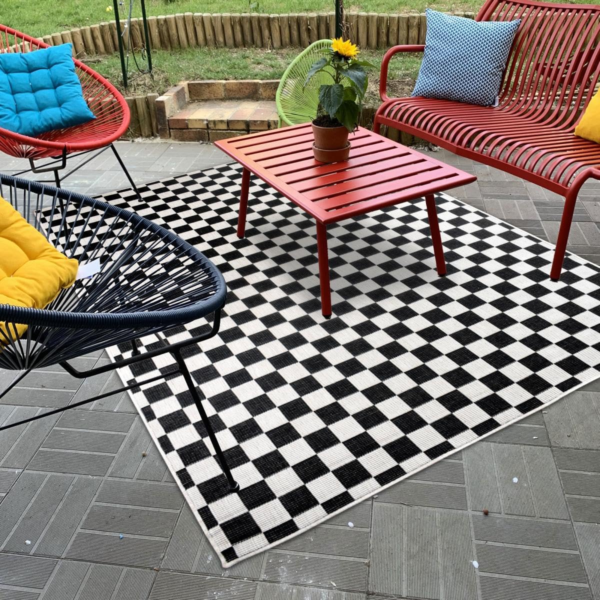 Tapis Exterieur, 200 X 290 Cm, Blanc, Noir, Motif Géométrique Damier Graphique, Style Kilim Réversible, Fabriqué en Belgique, pour Grand Salon, 12048