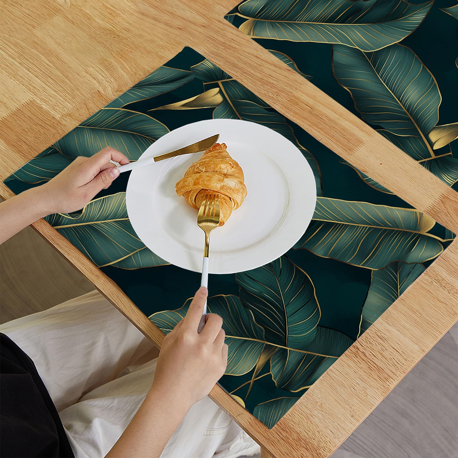 Tovagliette Americana Lavabili Foglie Di Banano, Set di 8 Tovagliette Non-scivolose Resistenti al Calore, Trama Dorata Tovaglietta Americane per Cucina, matrimoni 45 x 30 cm