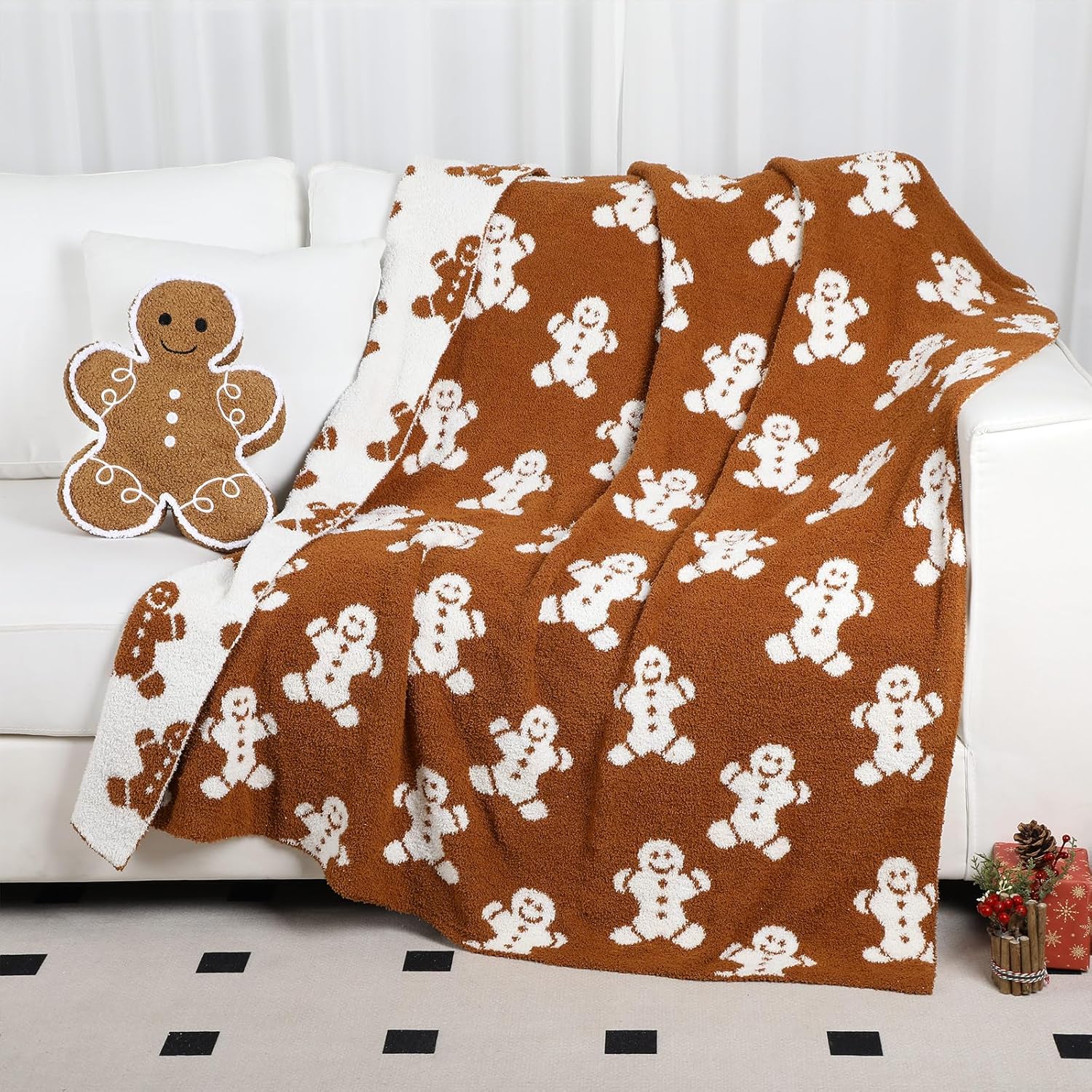 Christmas Gingerbread Man Throw Blankets Pillow Set Include Double Sided Flannel Blanket 50 x 60 Inch and Gingerbread Man Plush Throw Pillows Cushion for Home Family Couch Sofa Bed Decorations - Image 6
