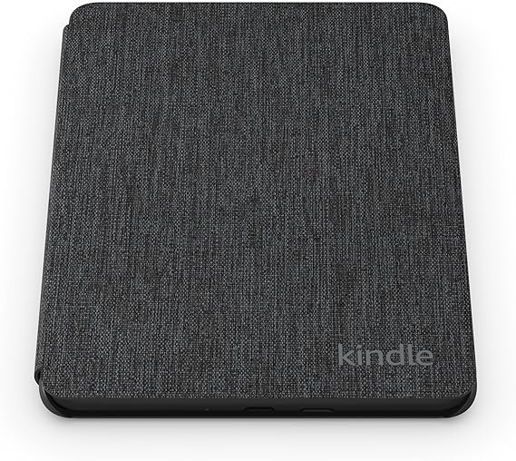 Kindle Paperwhite com capa dobrada para leitura