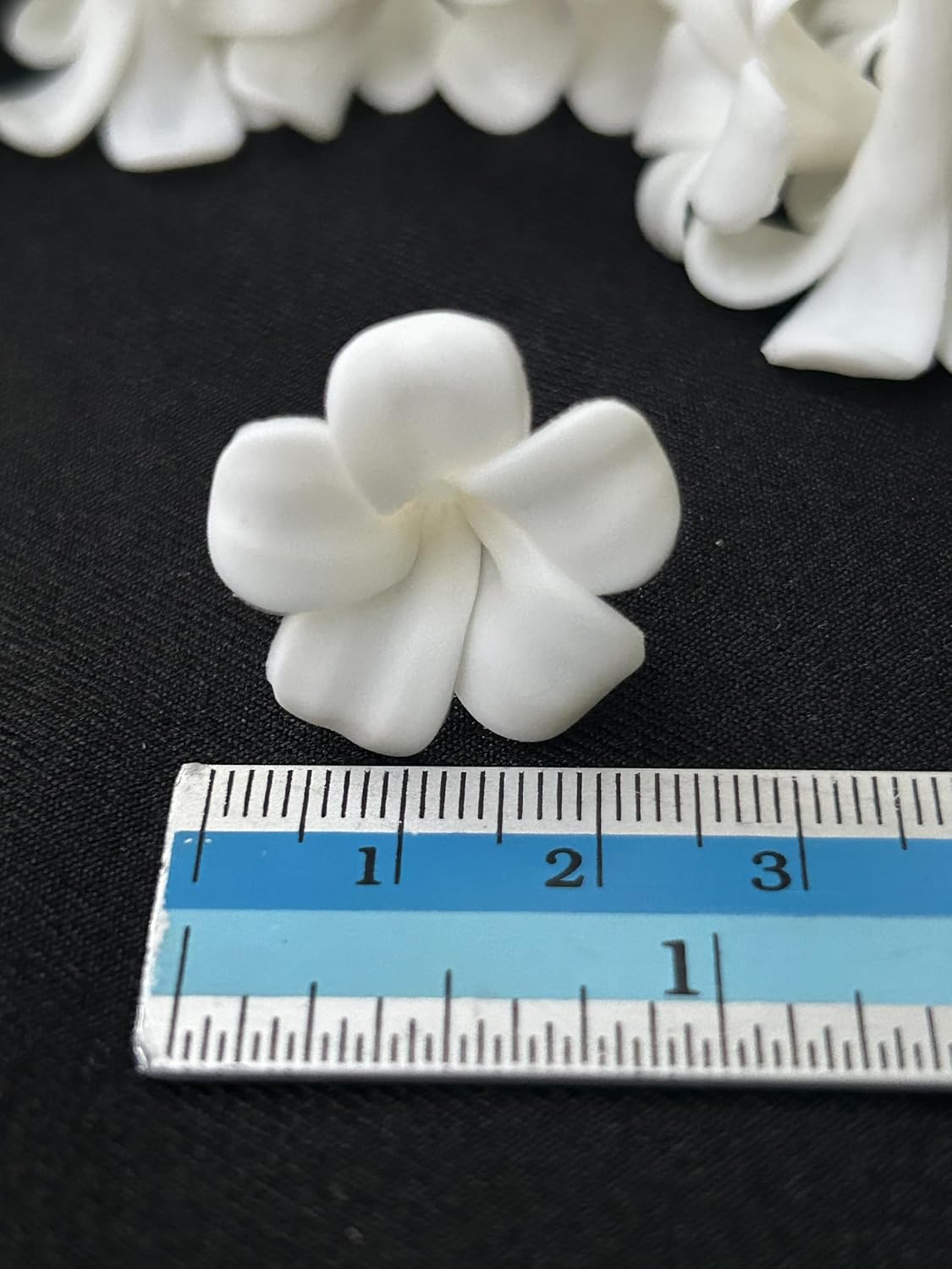 100 PCS Small Puakenikeni (04) Clay Flowers for Jewelry Making DIY Craft Supplies (White)