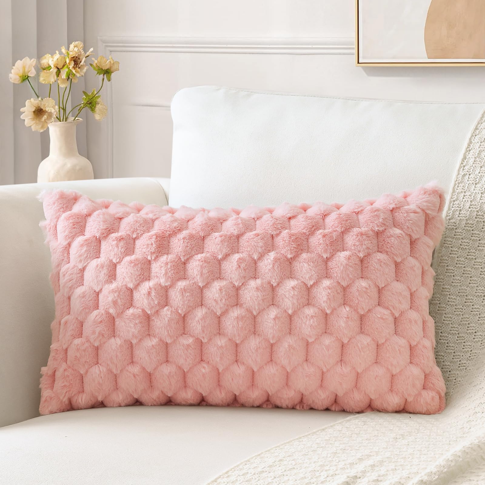 Sungeek Pink Fluffy Faux Fur Cushion Covers 30x50 cm, Soft Cozy Plush Velvet Decorative Throw Pillow Covers 12x20 Inch Lumbar Pillowcases for Sofa Couch Bed Living Room — image 1
