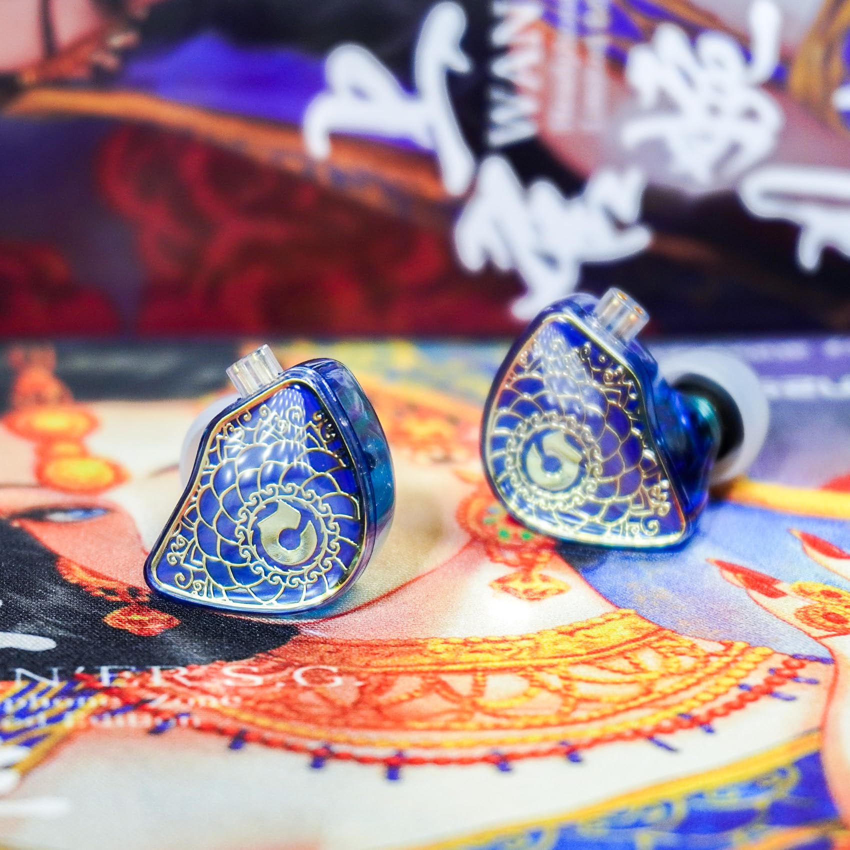 YINYOO Tangzu Wan er S.G, cuffie in-ear con cavo HiFi IEM per musicisti e audiofili, driver dinamico da 10 mm, con vestibilità ergonomica, cavo staccabile a 2 pin da 0,78 mm (blu, con microfono)