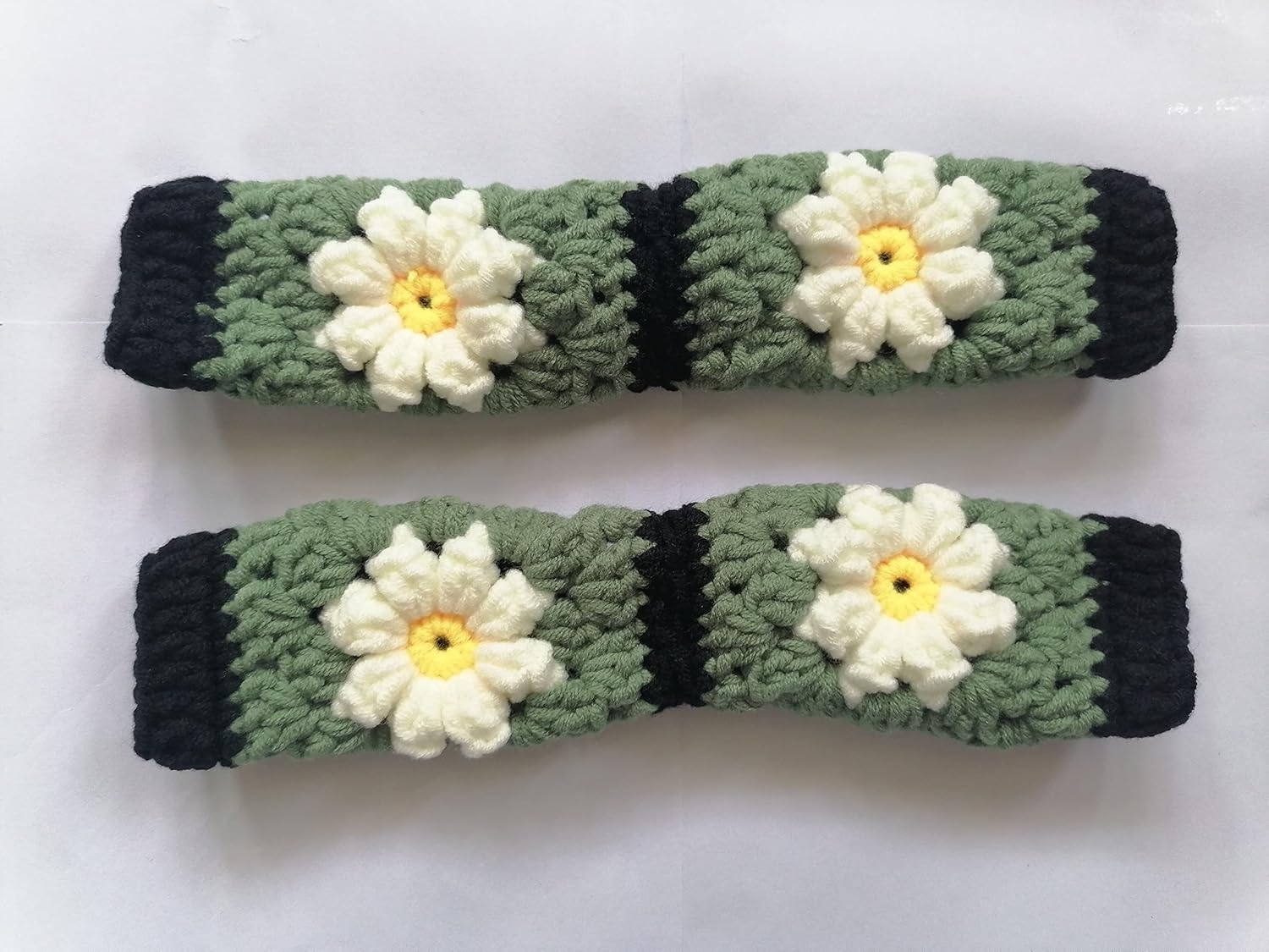 YDM Crochet Daisy Steering Wheel Cover,3D Daisy Steering Wheel Cover for Women,Cute Steering Wheel Cover,Car Accessories (C,Steering Wheel Cover+2 Belt Cover)