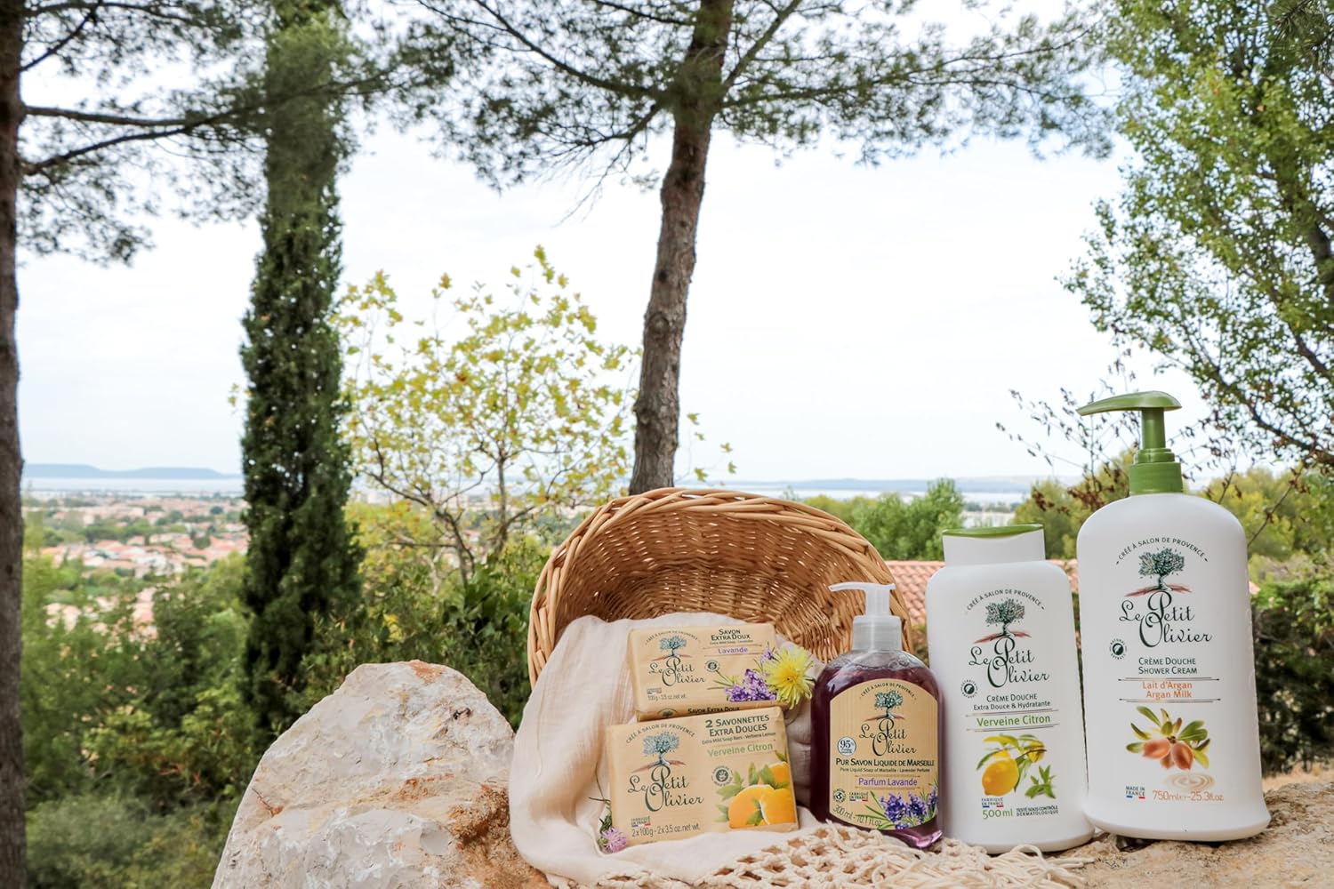 Le Petit Olivier Shower Cream - Verbena Lemon - Gently Cleanses Skin - Fresh and Moisturizing - pH Neutral - Dermatologically Tested - Free Of Soap and Dyes - 16.9 Oz