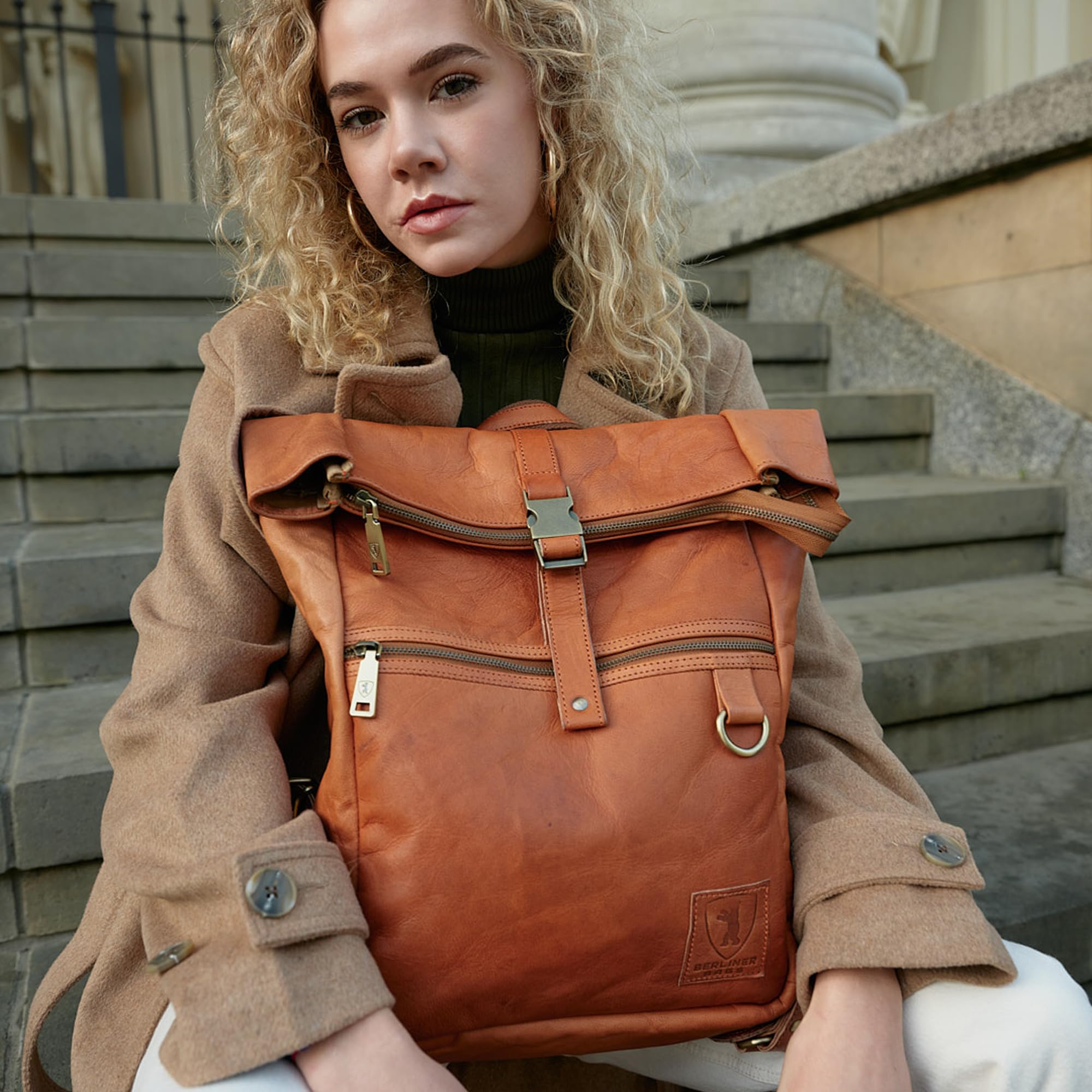 Berliner Bags Zaino Utrecht M in Vera Pelle Conciata al Vegetale, Rolltop con Scomparto per Laptop 15”, Formato Medio per Lavoro e Città, Uomo e Donna – Marrone