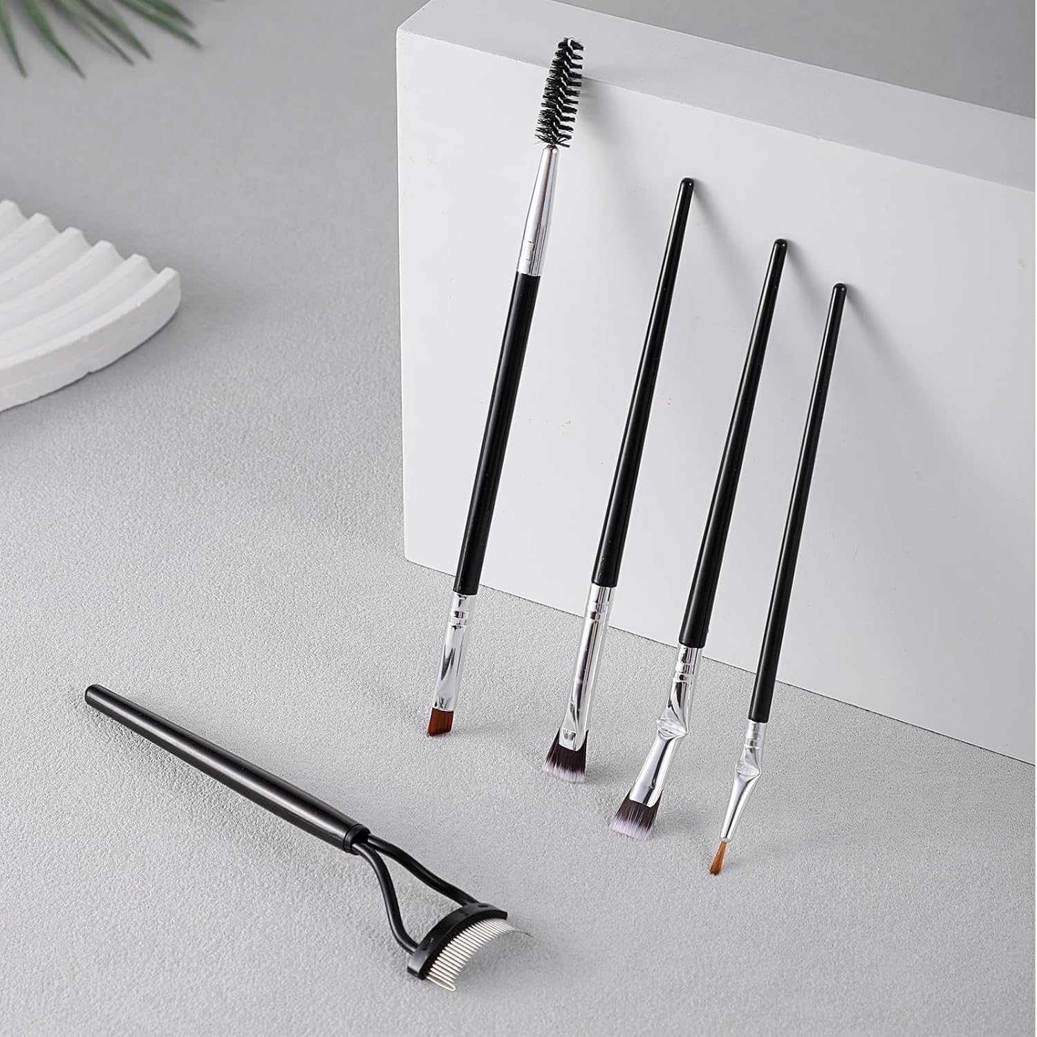 Lash Fan Brush, Mascara Fan Brush Eyelash & Eyebrow Combs Eye Lash Brushes, Separator Steel Mascara Comb Grooming Brushes, 5Pcs Eye Makeup Tools