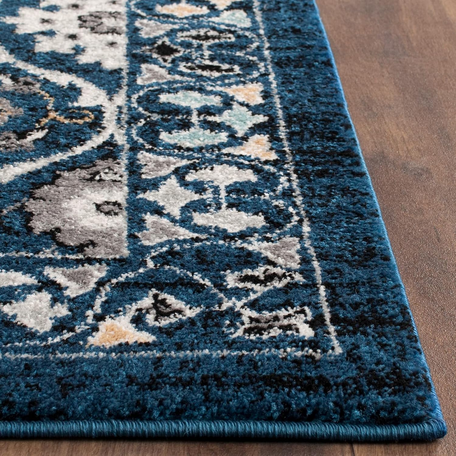 SAFAVIEH Evoke Collection 3' x 5' Royal / Ivory EVK210A Non-Shedding Living Room Bedroom Accent Rug