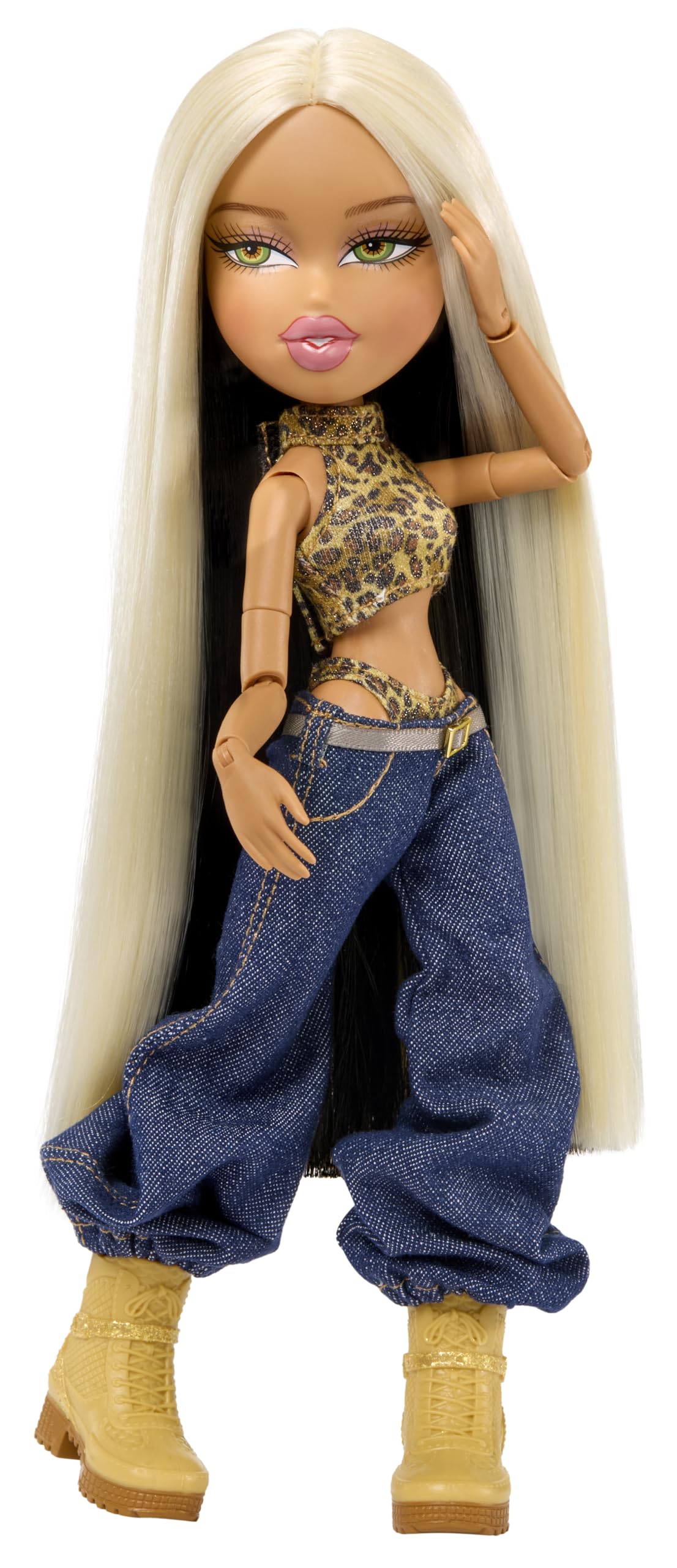 Bratz x Lola Índigo - Muñeca con Dos Outfits y Accesorios inspirados en la Gira y Nuevo Disco Nave Dragón - para Fans y coleccionistas