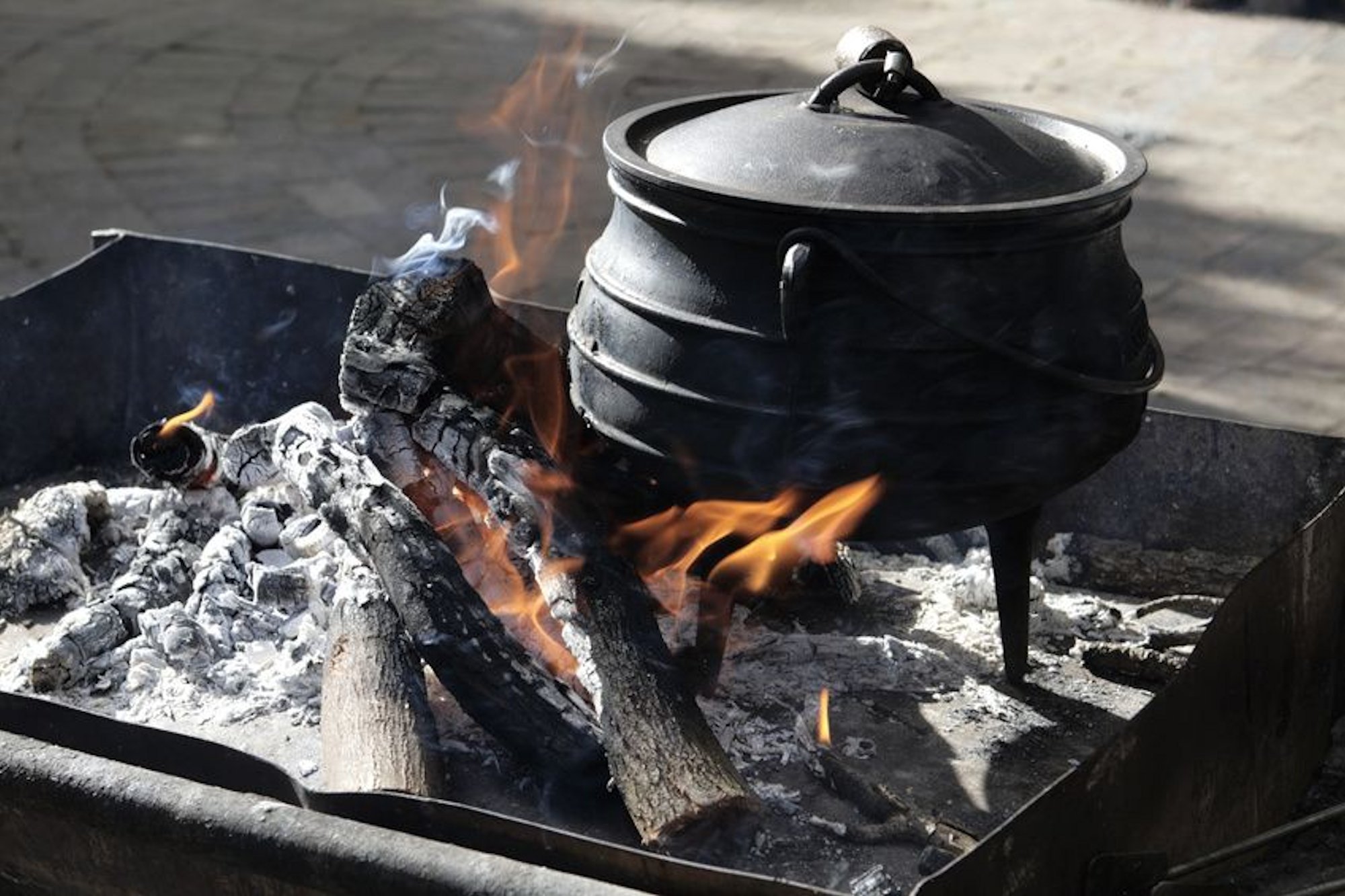 BBQ-Toro Potjie 2, para 4 - 8 personas, 6 litros, sin patas Olla de