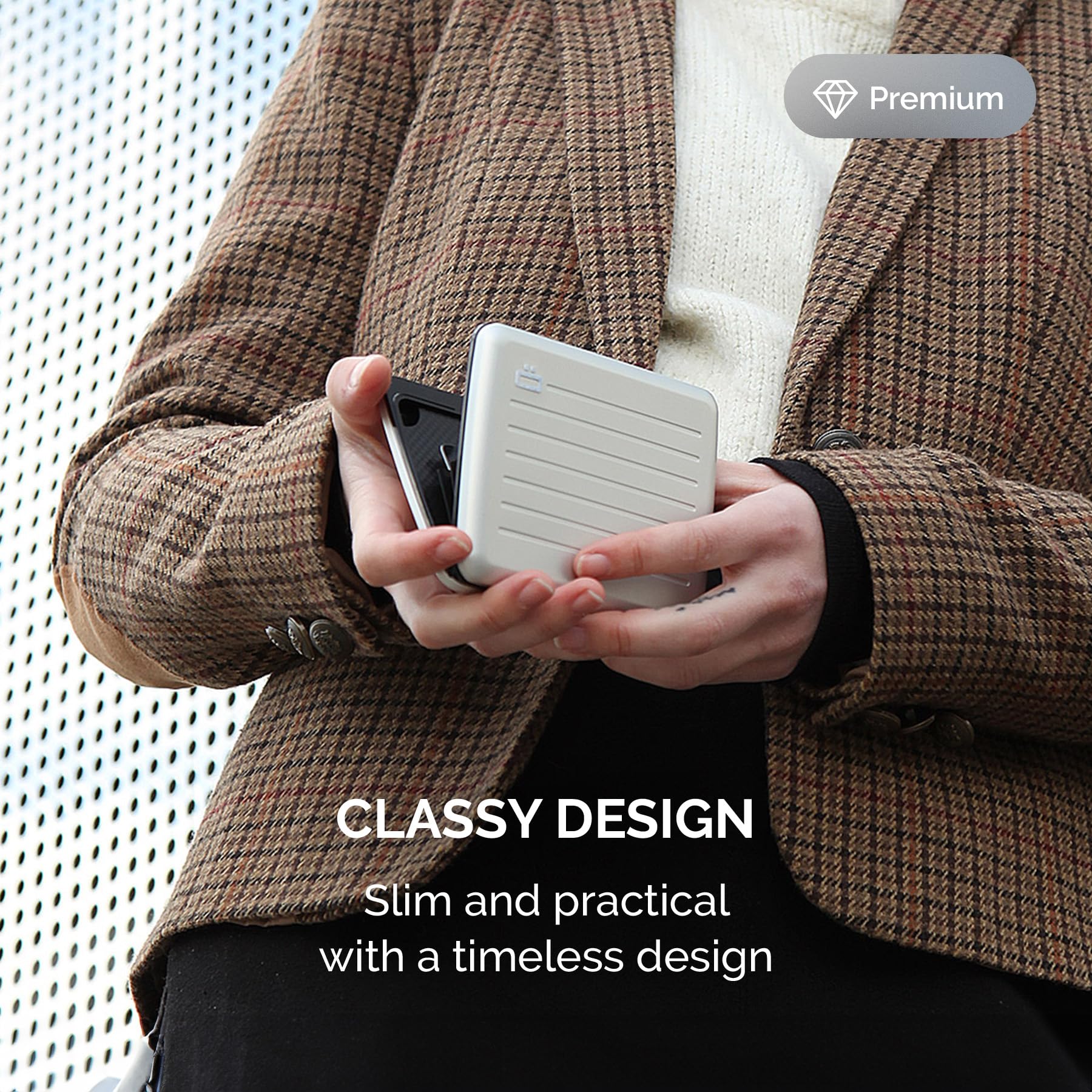 ÖGON -DESIGNS- Portafoglio in alluminio di grande capacità con chiusura in metallo, protezione RFID contro le frodi e la smagnetizzazione, modello Smart Case OSLO Large