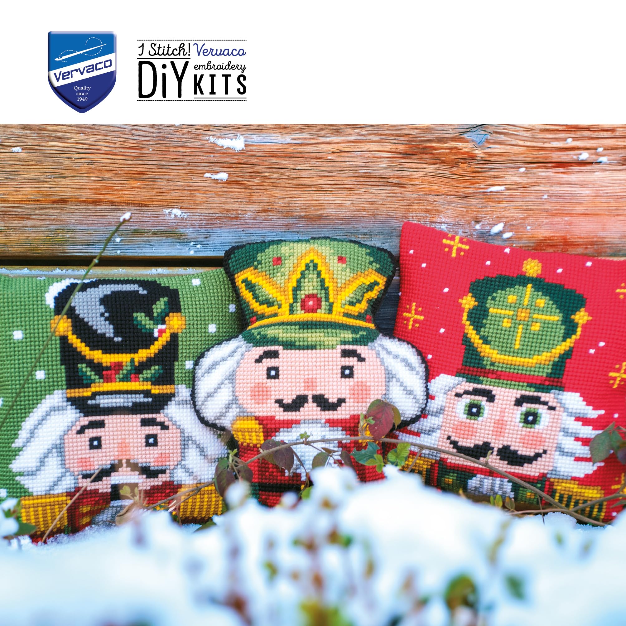 Vervaco Kreuzstich Stickpackungen Kissen Stickerei Set mit Kissenrücken Anfänger Vorgedruckt NUSSKNACKER DIY Set Kreativ Set Für Erwachsene36 x 50 cm Bastelset Handwerker Haus Dekoration