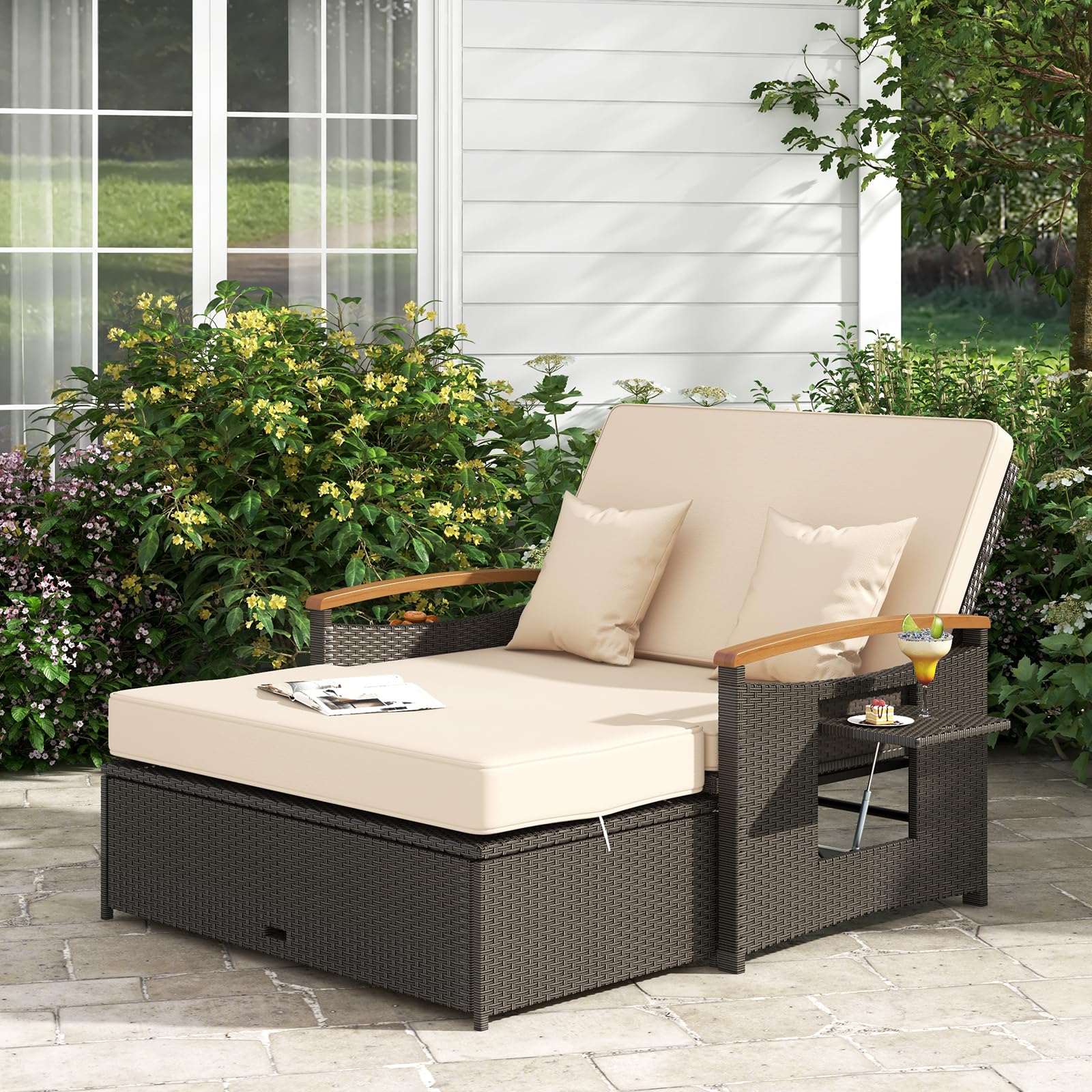 GYMAX 4-en-1 Canapé-Lit de Jardin, Table Basse, Ottoman, Coussins Oreillers Confortables, Dossier Réglable à 4 Niveaux, Salon de Jardin Exterieur en Rotin 2 Personnes, pour Patio, Terrasse, Piscine