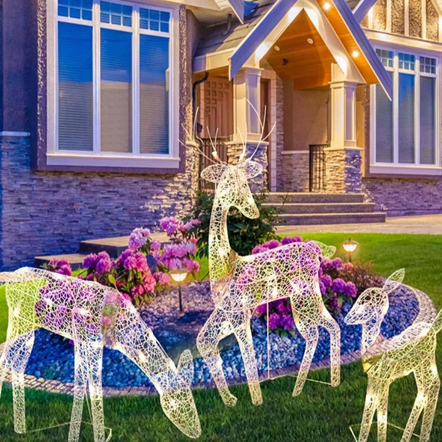 クリスマス 動くモチーフ　サンタクロースとトナカイ　 ライトアップ装飾　屋外用 Amazon.co.jp: Usknxiu ライトアップされたトナカイ クリスマス