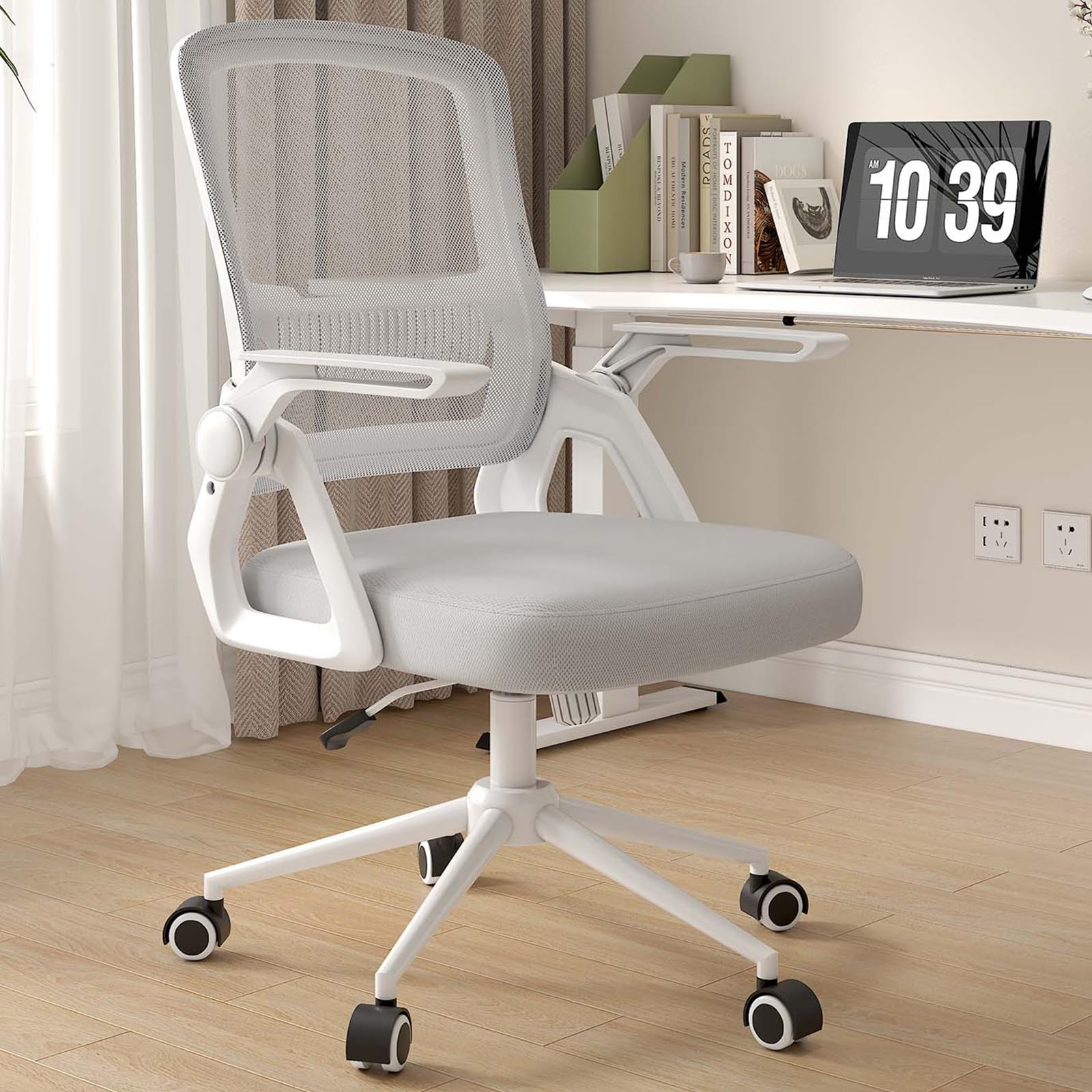 naspaluro Sedia da Ufficio Scrivania Ergonomica, Con Braccioli Pieghevoli, Altezza Regolabile, Seduta e Schienale in Rete Respirante, Girevole con Ruote, Funzione Oscillante Grigio