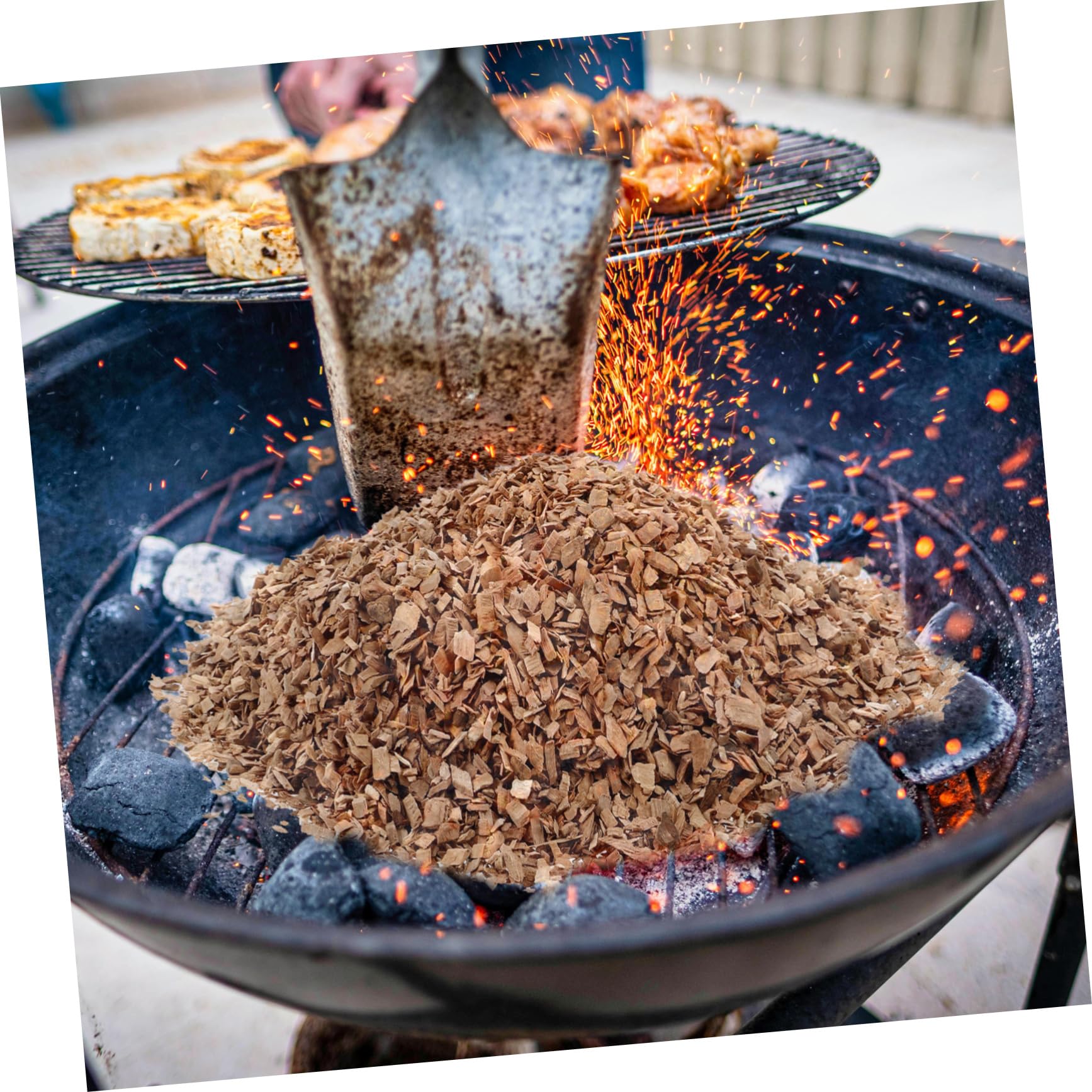Astillas de Madera de Manzano 1 Bolsa, Madera para Ahumar BBQ | Carne y Verduras, Uso en Vino y Cerveza, Virutas Naturales sin Aditivos, Ayuda para Asado y Ahumador