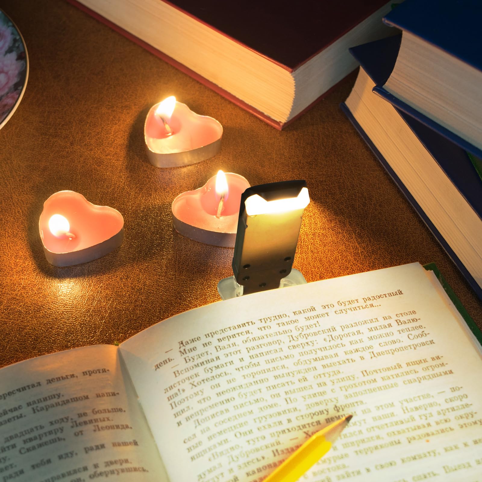 Retisee Confezione da 12 luci per libri ricaricabili tramite USB, per leggere a letto, pieghevoli, con clip, 3 colori ambrati e 2 luminosità, dimmerabili, a lunga durata, per gli amanti dei libri