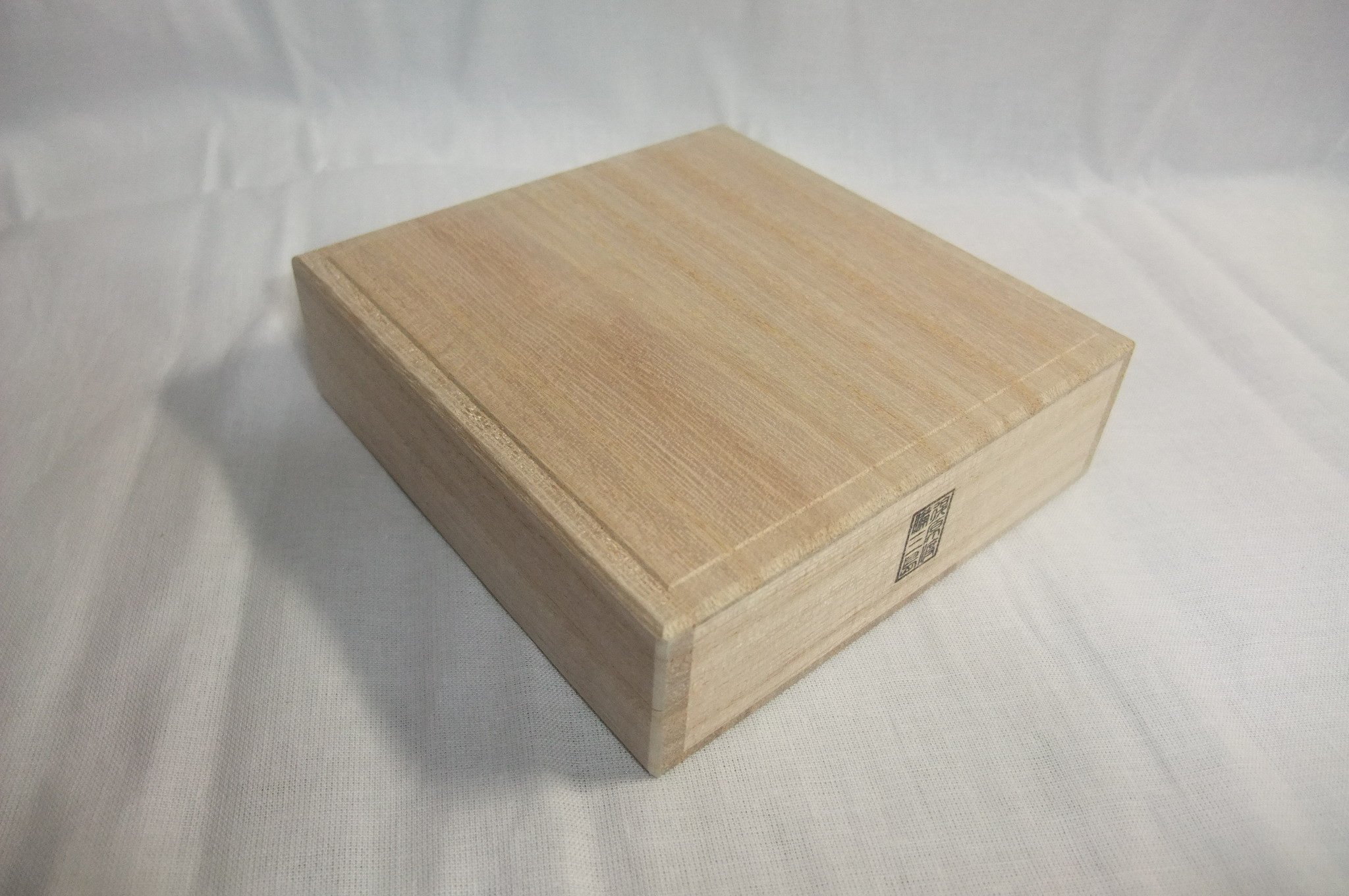 Amazon.co.jp: ふとん附き鍔箱 : ホーム&キッチン