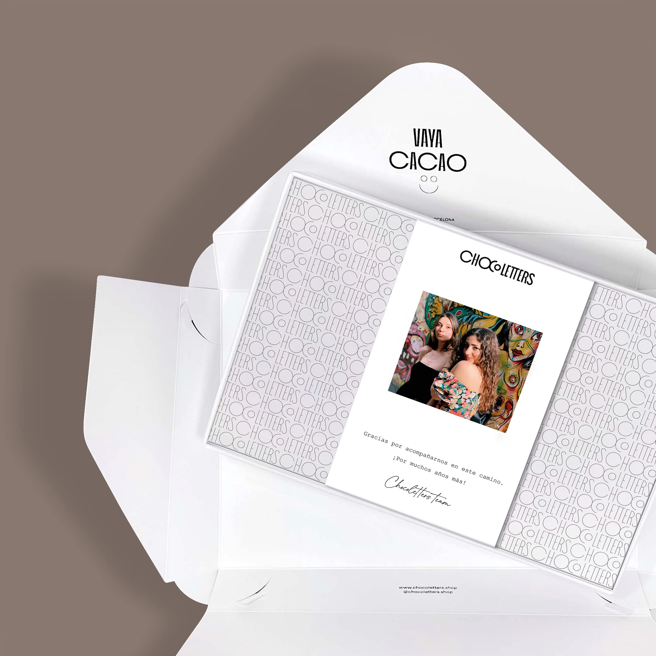 Love: corazón chocolate fresa intensa, galaxy. Cajas de chocolates para regalar, dedicatorias personalizadas con foto. Chocolate personalizado, elaborado artesanalmente. Regalos originales chocolate