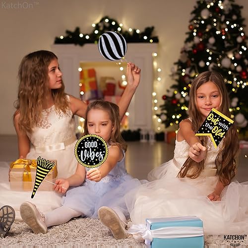 Miniatura 6 de KatchOn, Accesorios para cabina de fotos de Nochevieja 2024  Paquete de 30, decoraciones de Año Nuevo 2024  Suministros para fiesta de Año Nuevo