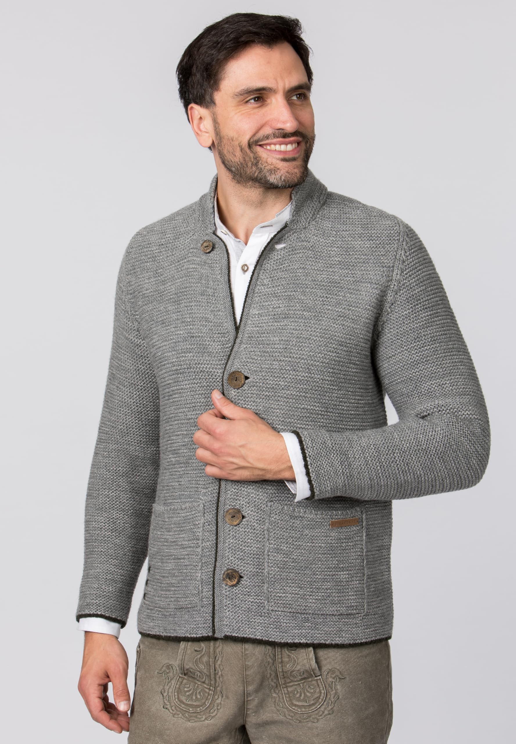 Stockerpoint Strickjacke Nicolo I Größe 46-60 I Herren Trachtenjacke im klassischen Design mit Stehkragen & Trachtenknöpfen I Bequem & warm I Perfekt für Trachten & Festlichkeiten