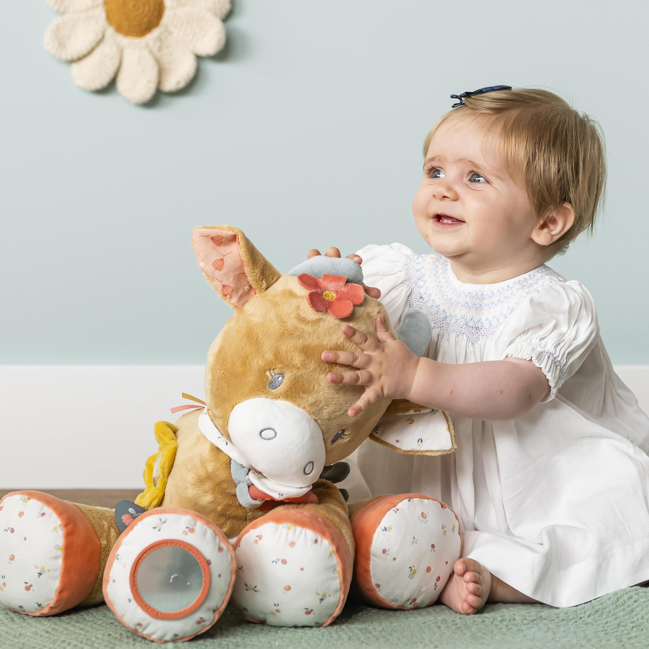 Nattou Peluche con Attività, Poliestere, Mucca Mila con Sonaglio, Specchietto e Molto Altro, Ca. 45 cm, Mila, Zoe e Lana, Beige