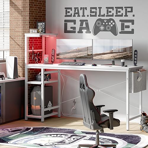 Miniatura 2 de Bestier Escritorio para juegos con tomas de corriente, escritorio LED grande de 61 pulgadas con estantes reversibles de 4 niveles, mesa de juegos de