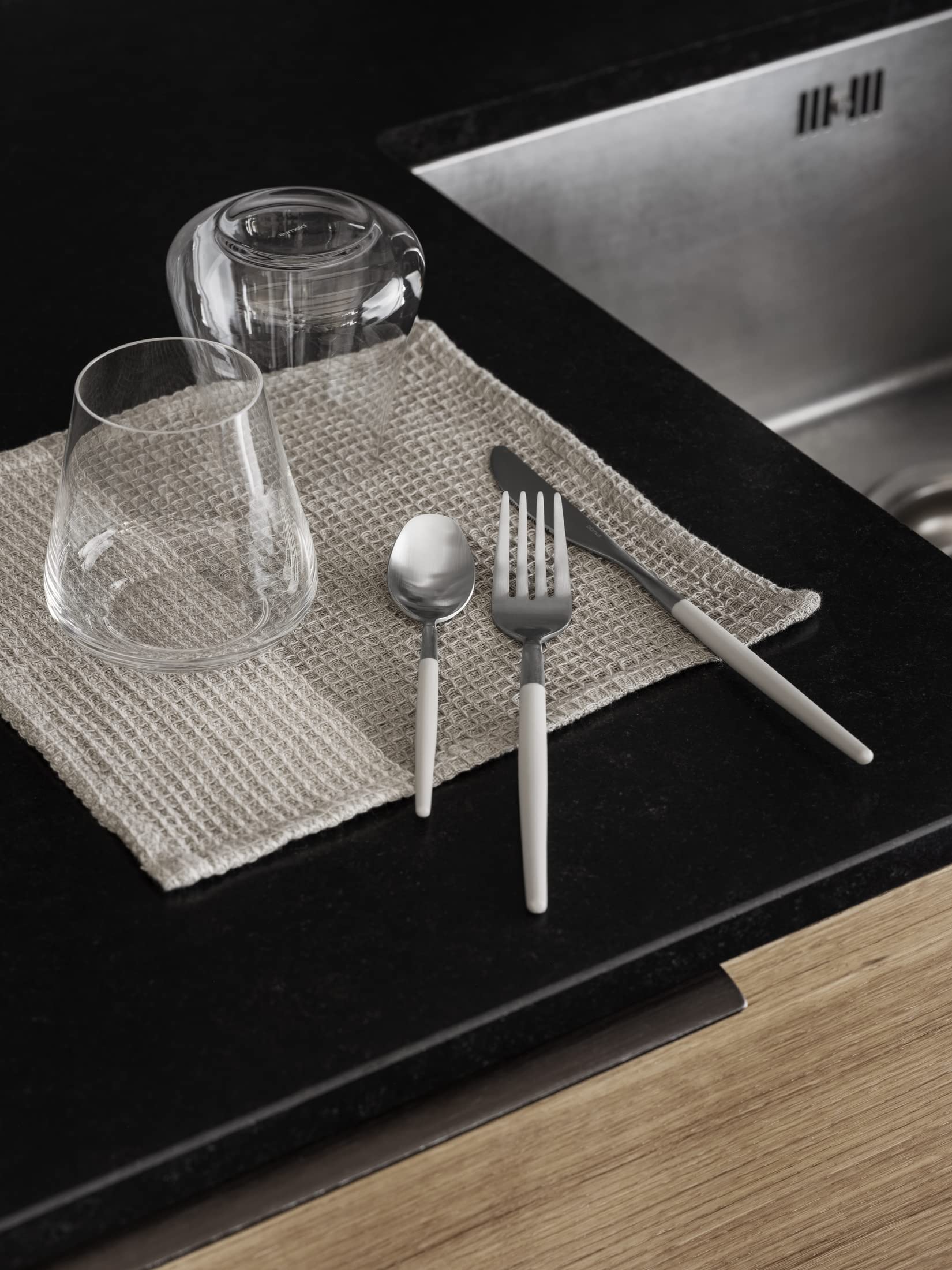 blomus Trinkgläser -BELO- | 4er Set Wassergläser 280 ml | Farbe Clear | Mundgeblasenes Glas | Moderne Trinkgläser für Wasser, Saft & Softdrinks | Klar & zeitlos