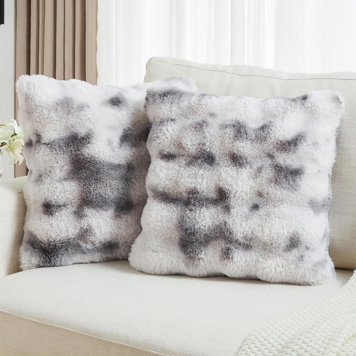 FUTEI Set of 2 Fluffy Faux Rabbit Fur Cushion Covers 65x65 cm,Grey White