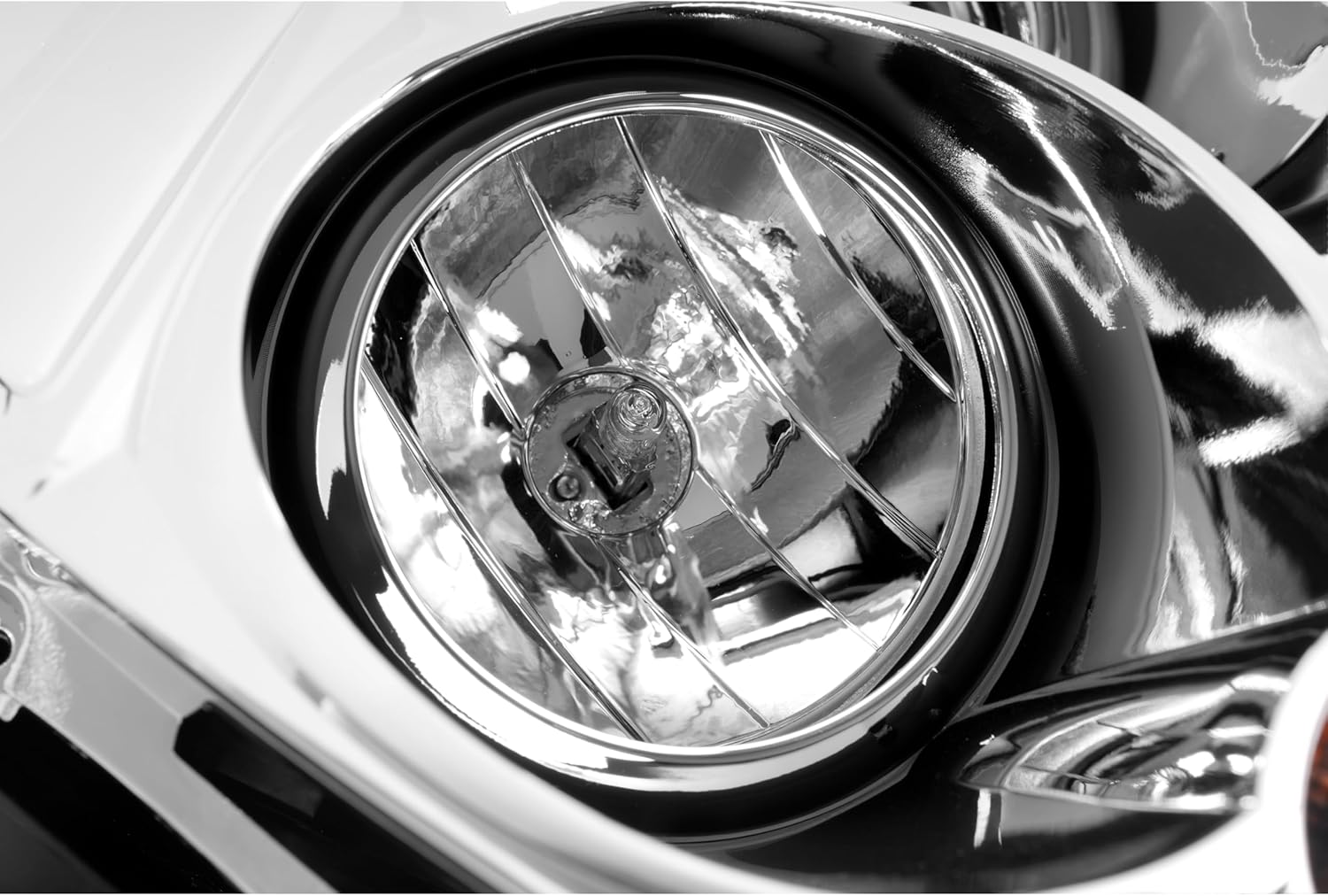ALMULOO Pair Halogen Headlight Compatible with 2003-2007 Infiniti G35 Coupe Front Light Lamp Replacement for IN2502123 IN2503123 Clear Lens+Chrome Housing Left&Right Side