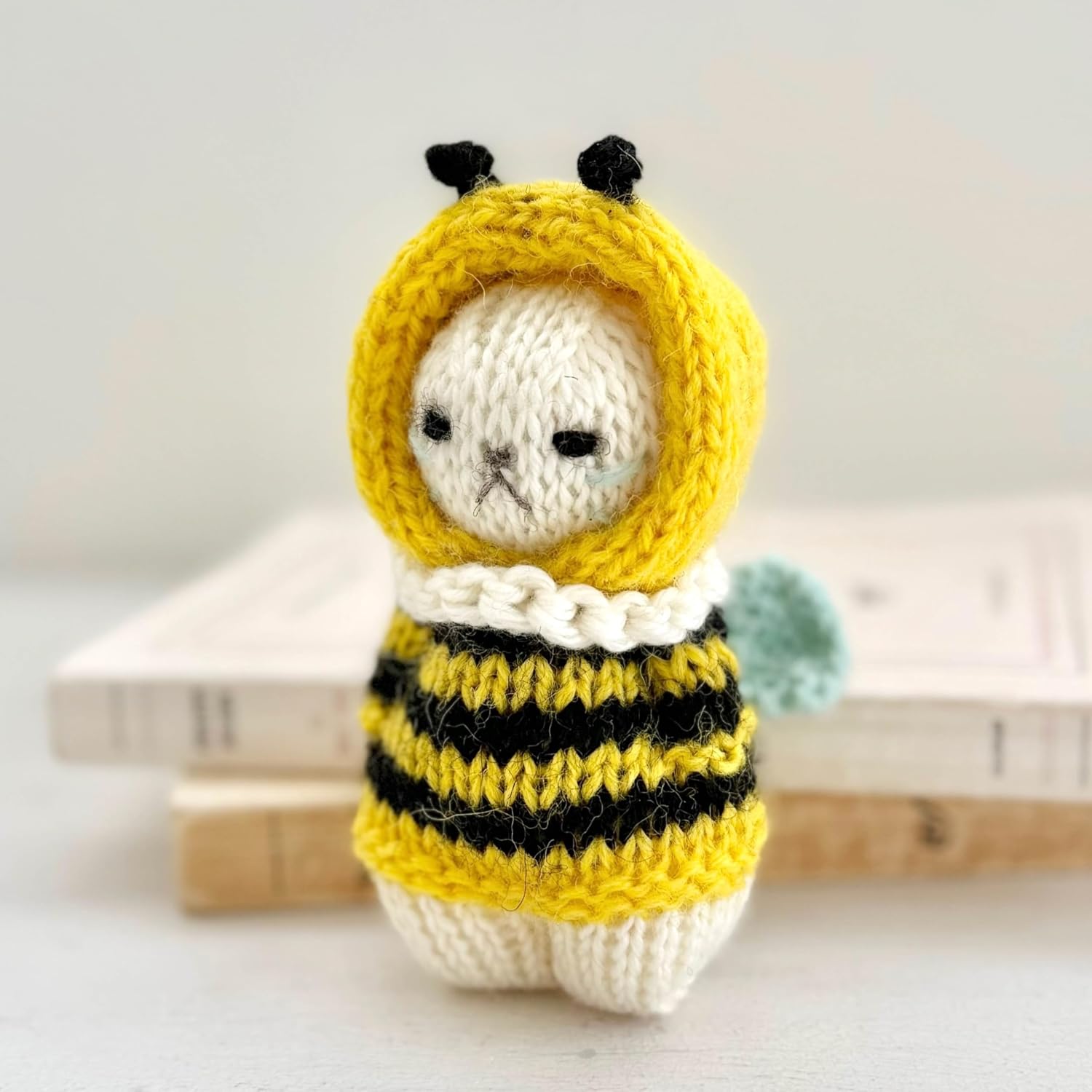 Boutique Co. kit-0109 Whale Cockbow Kit (with Recipe) Honey Bee Cat