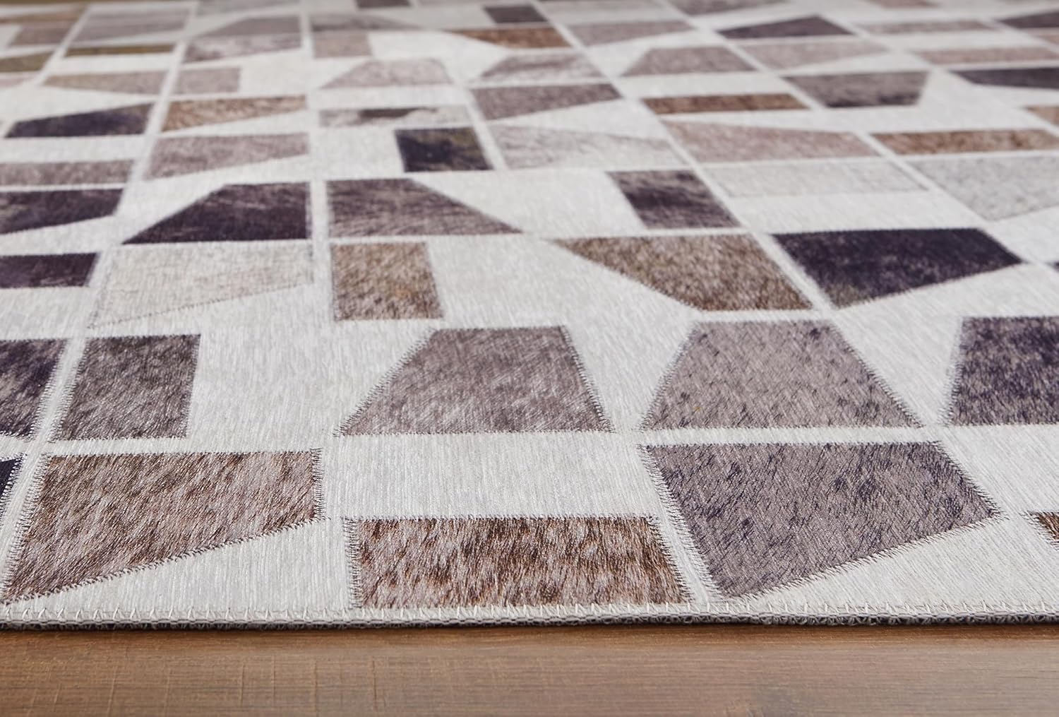 Geometric Multicolor Synthetic 5' x 7' Area Rug